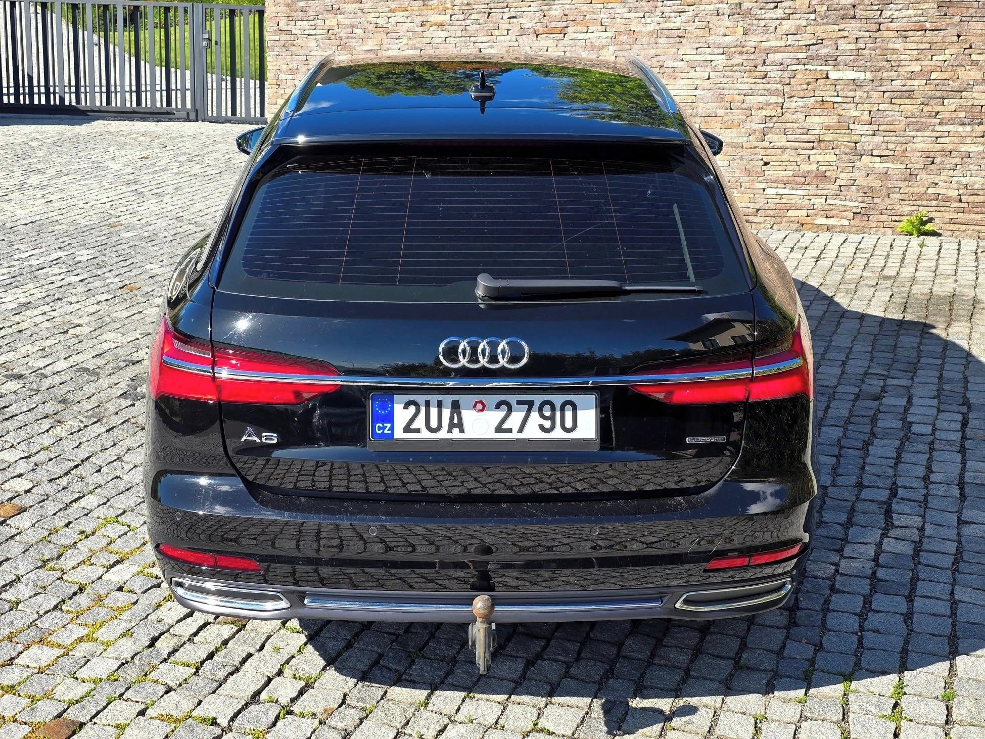 Audi A6, 40 TDI QUATTRO 150kW  WEBASTO - fotka 4