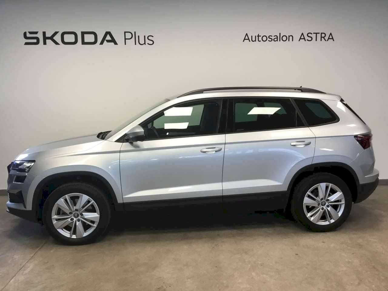 Škoda Karoq, Selection 2.0 TDI 85 kW - fotka 3