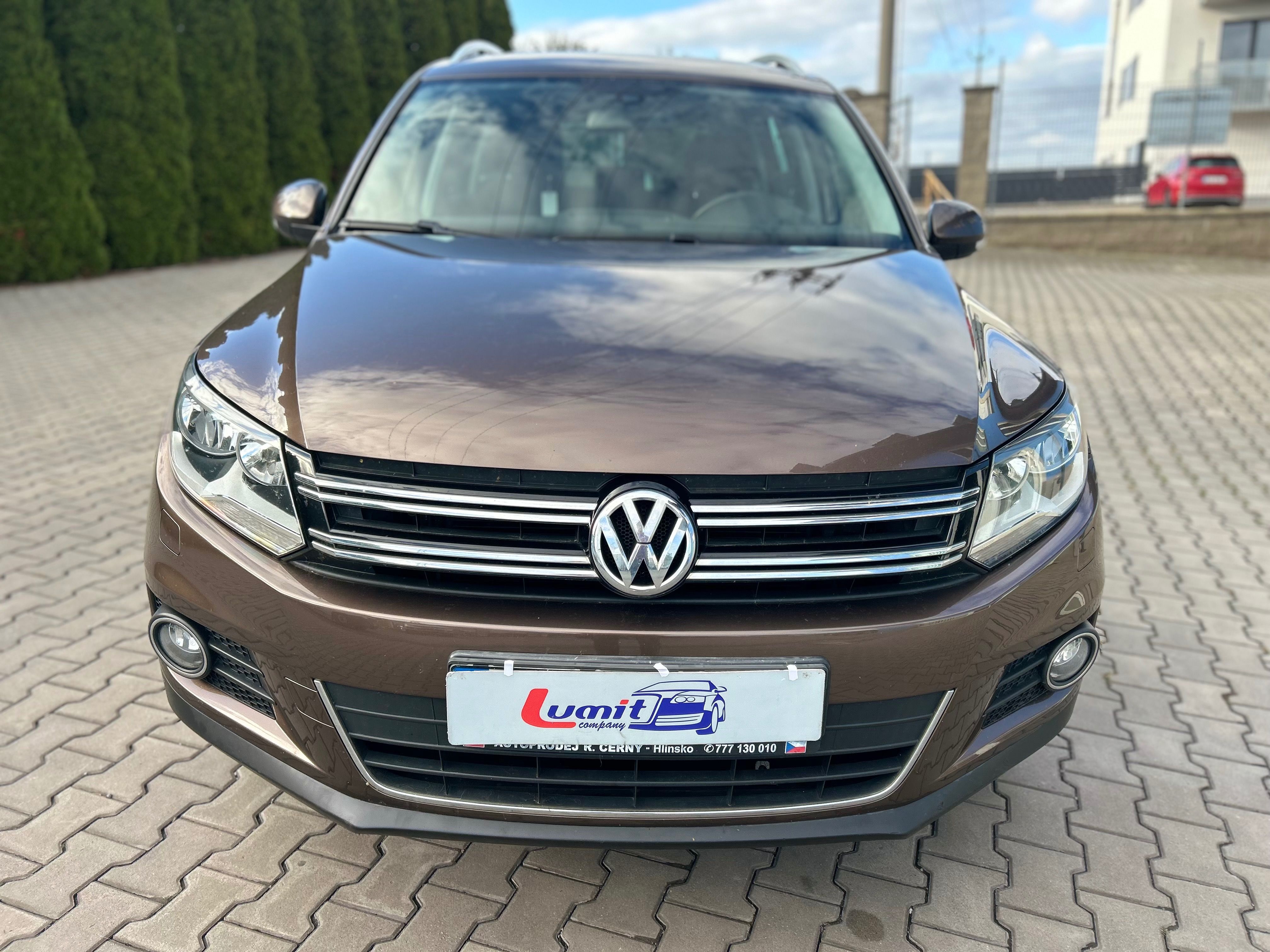 Volkswagen Tiguan, 2.0 TDi Sport - fotka 2