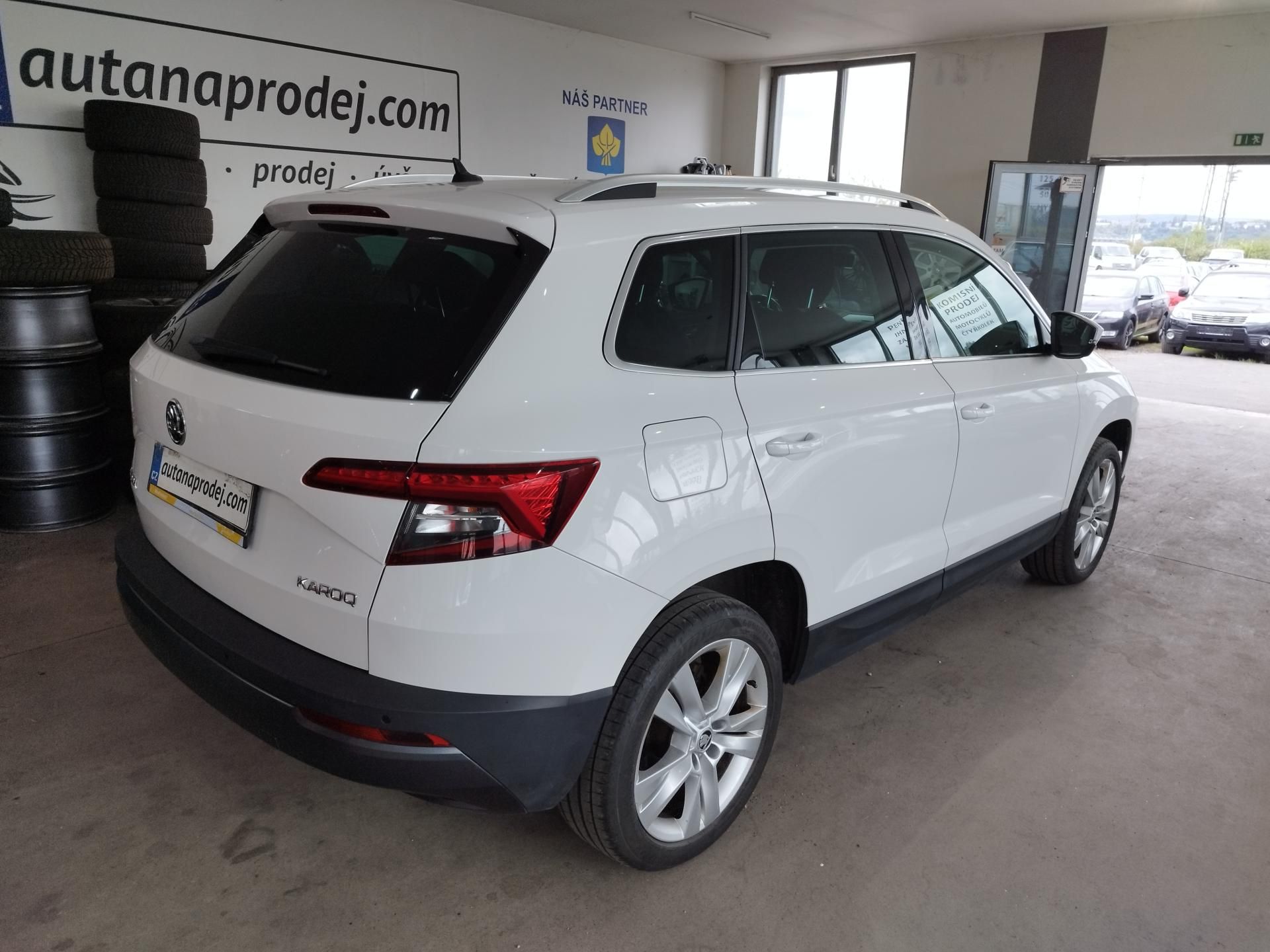 Škoda Karoq, 1,6TDi 85KW DSG LED NAVI ALU - fotka 5