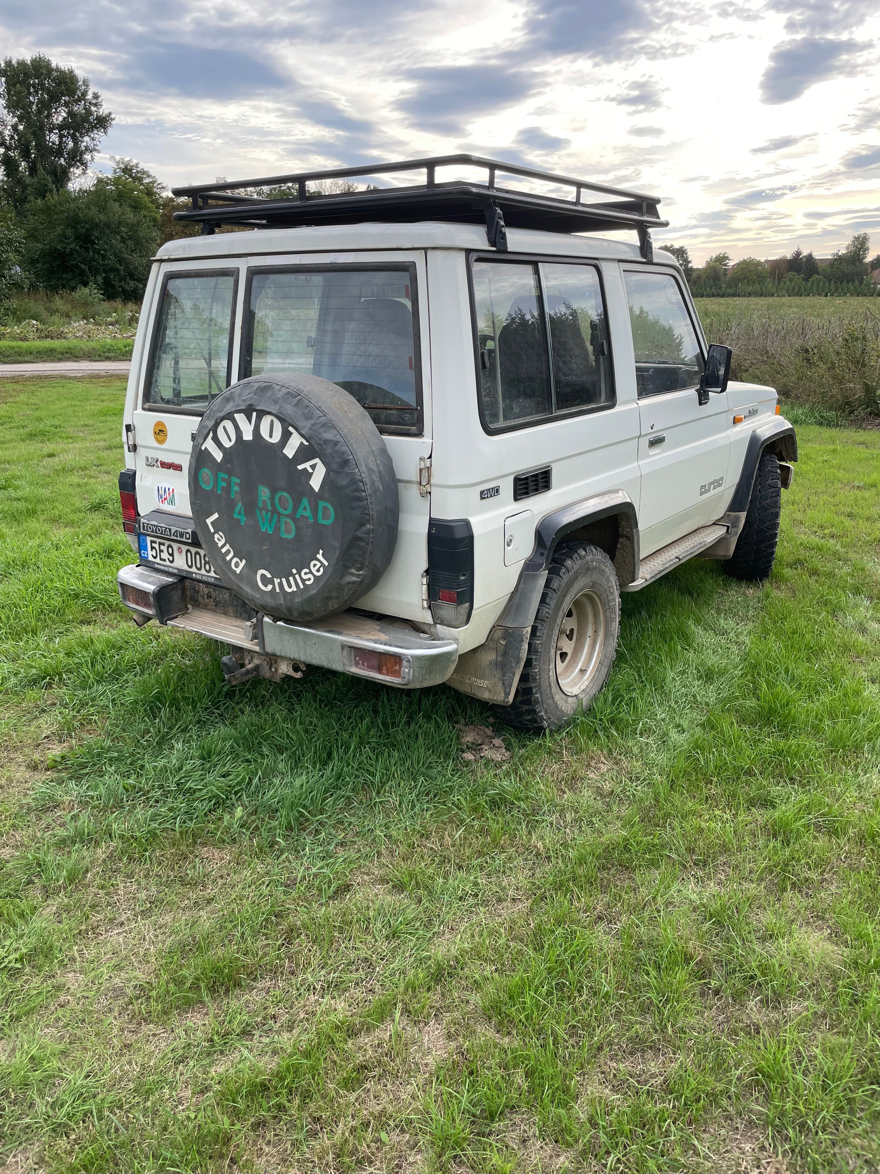 Toyota Land Cruiser - fotka 6