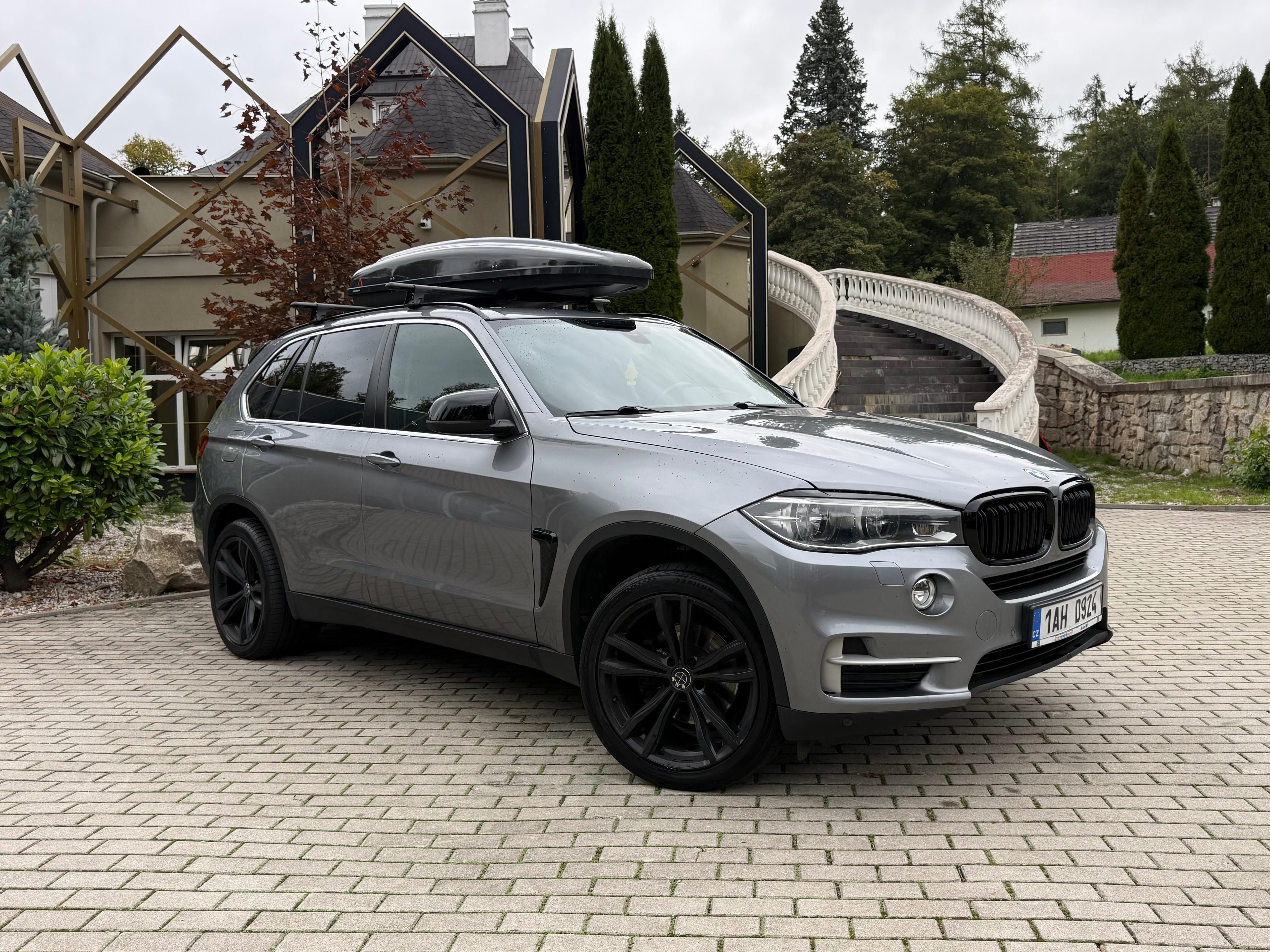 BMW X5, F15 30d XDrive /DPH/PRUŽINY/TZ