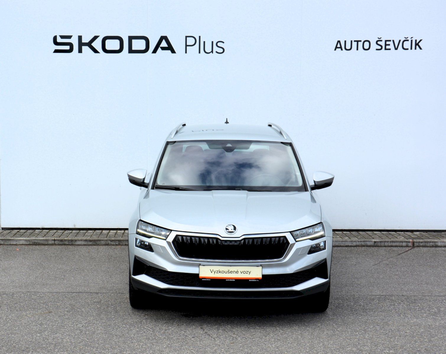 Škoda Karoq, 1.5 TSI 110 kW TOP Selection D - fotka 4