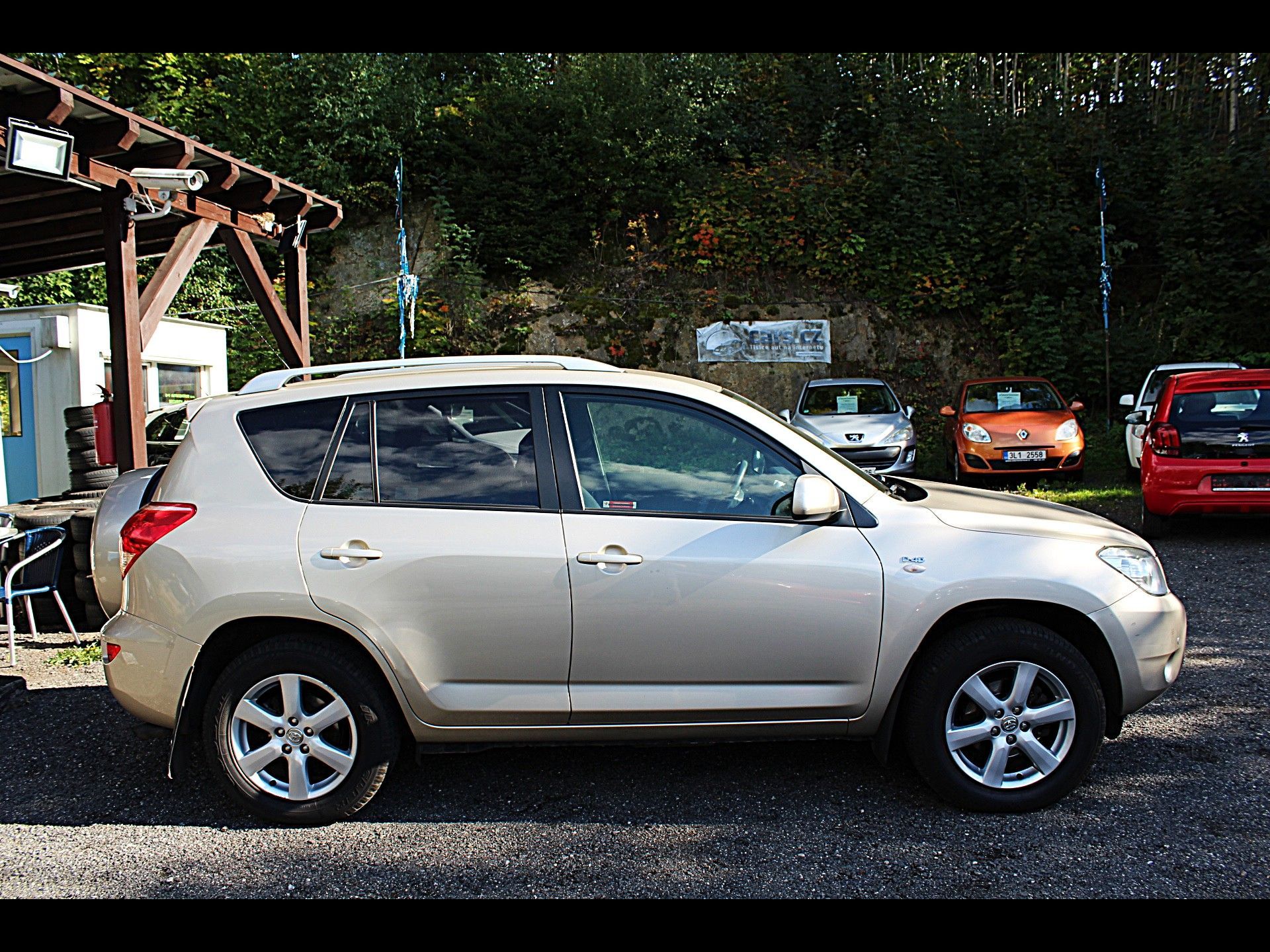 Toyota Rav4, 2.2 D-4D Edition - fotka 5