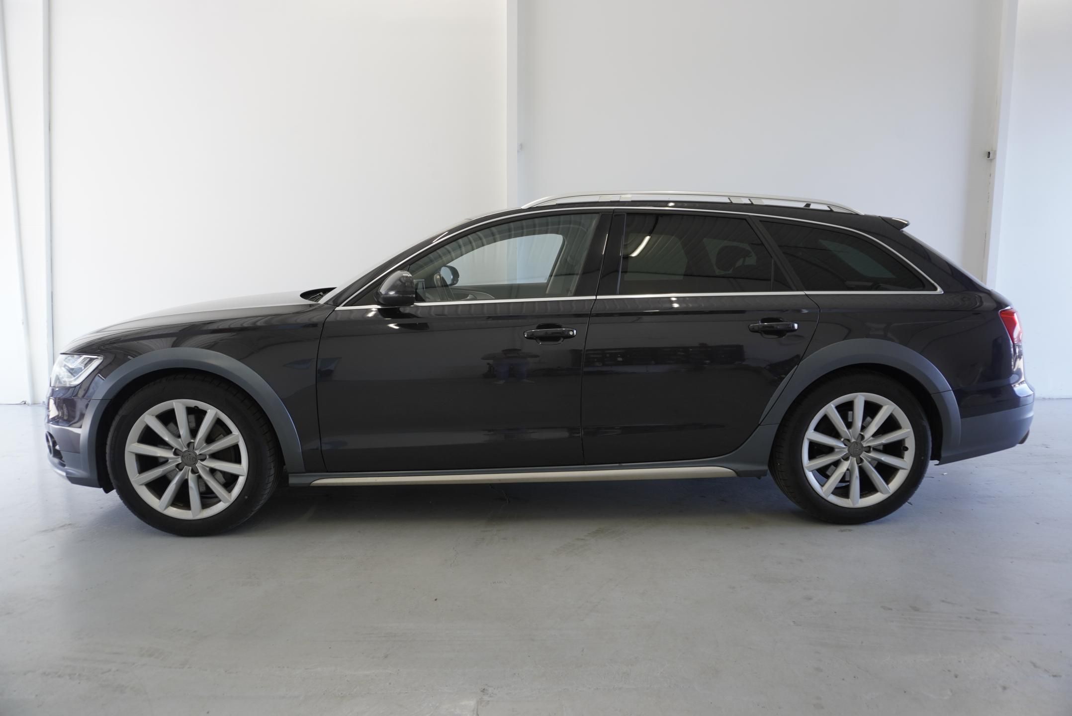 Audi A6 allroad, 3.0 TDi S LINE QUTTRO AUTOMAT - fotka 5