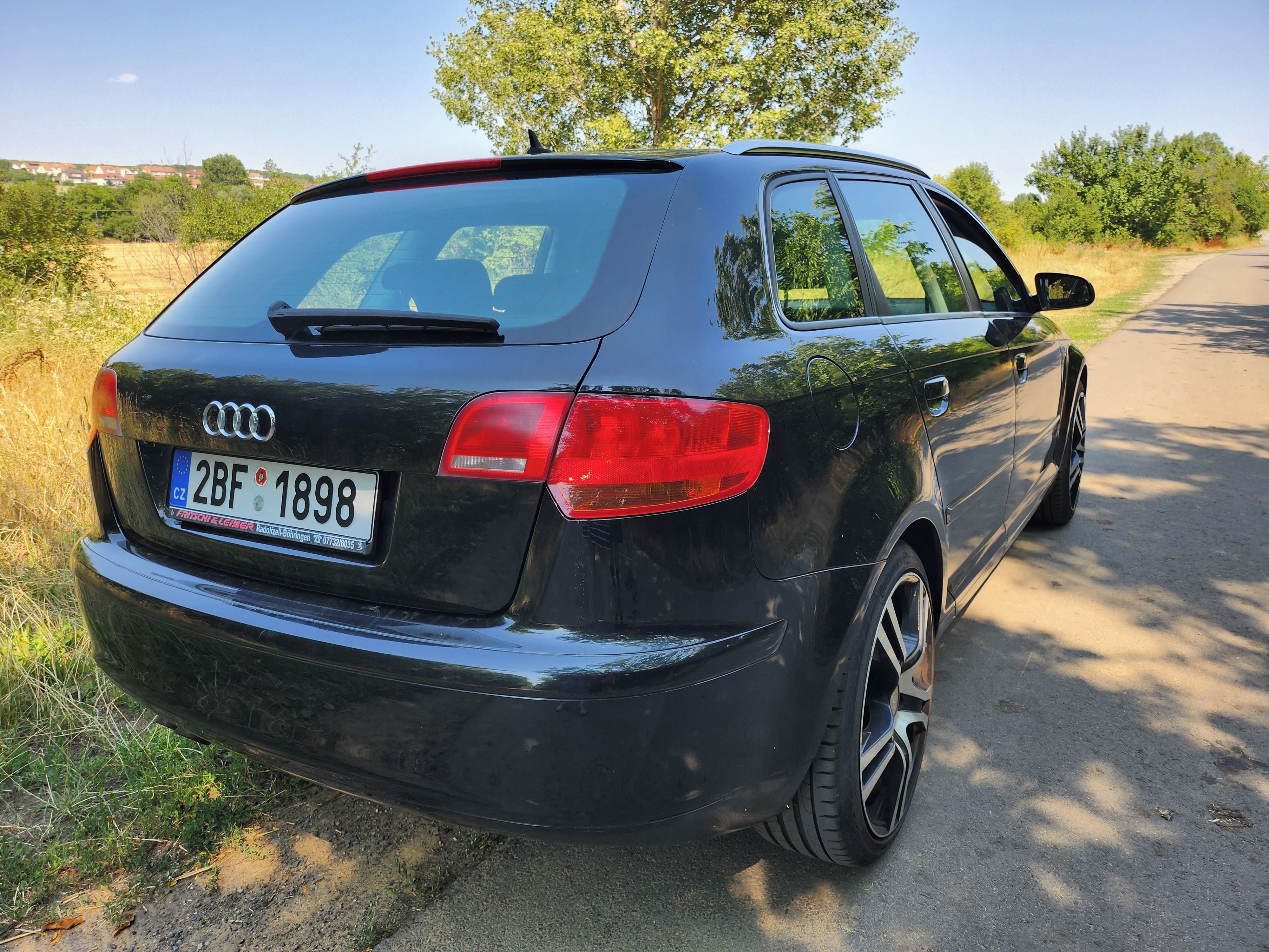 Audi A3, 2.0. TDI - fotka 3