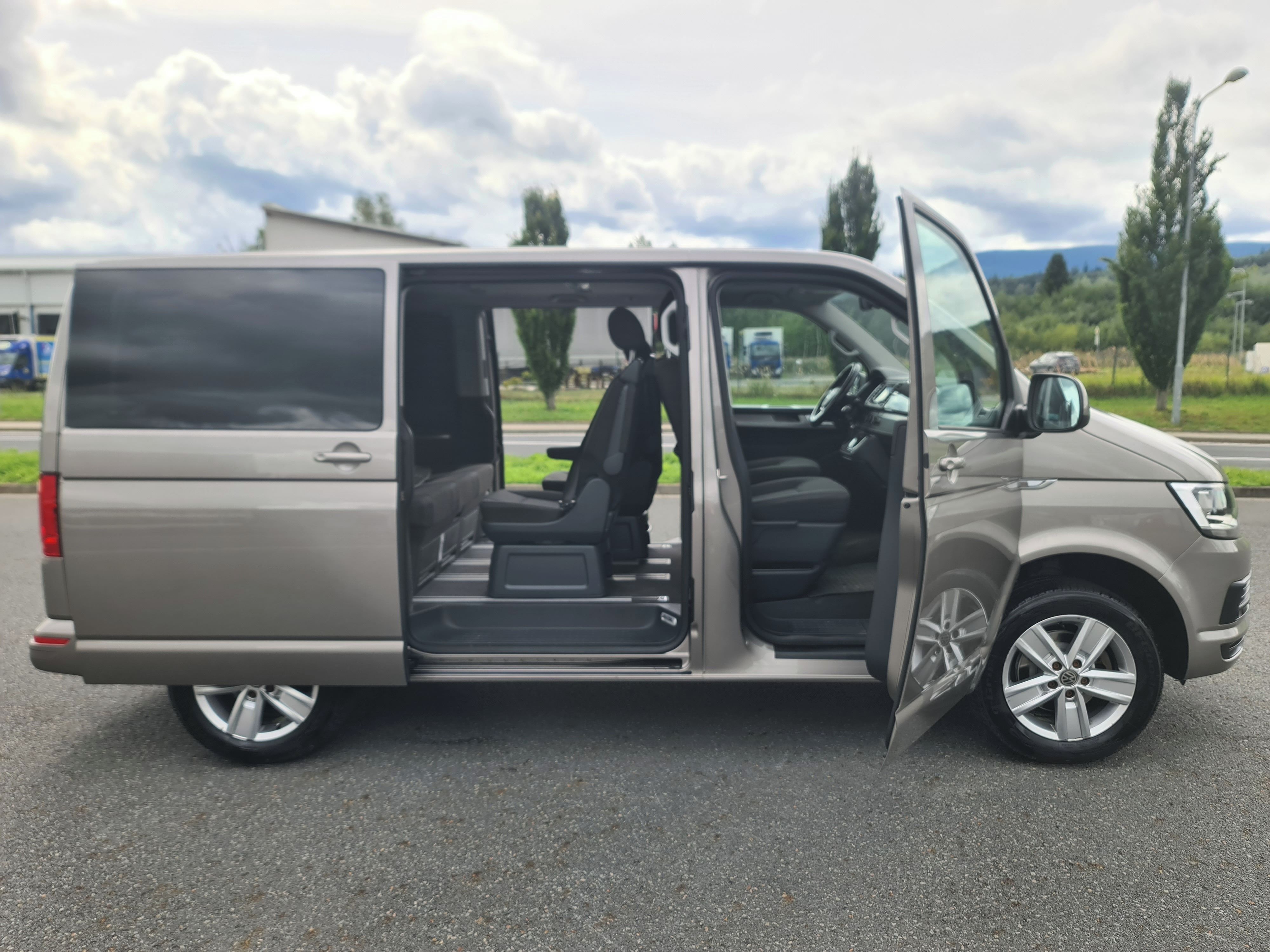 Volkswagen Multivan, T6 2.0 TDi 110-KW KLIM NAVI KA