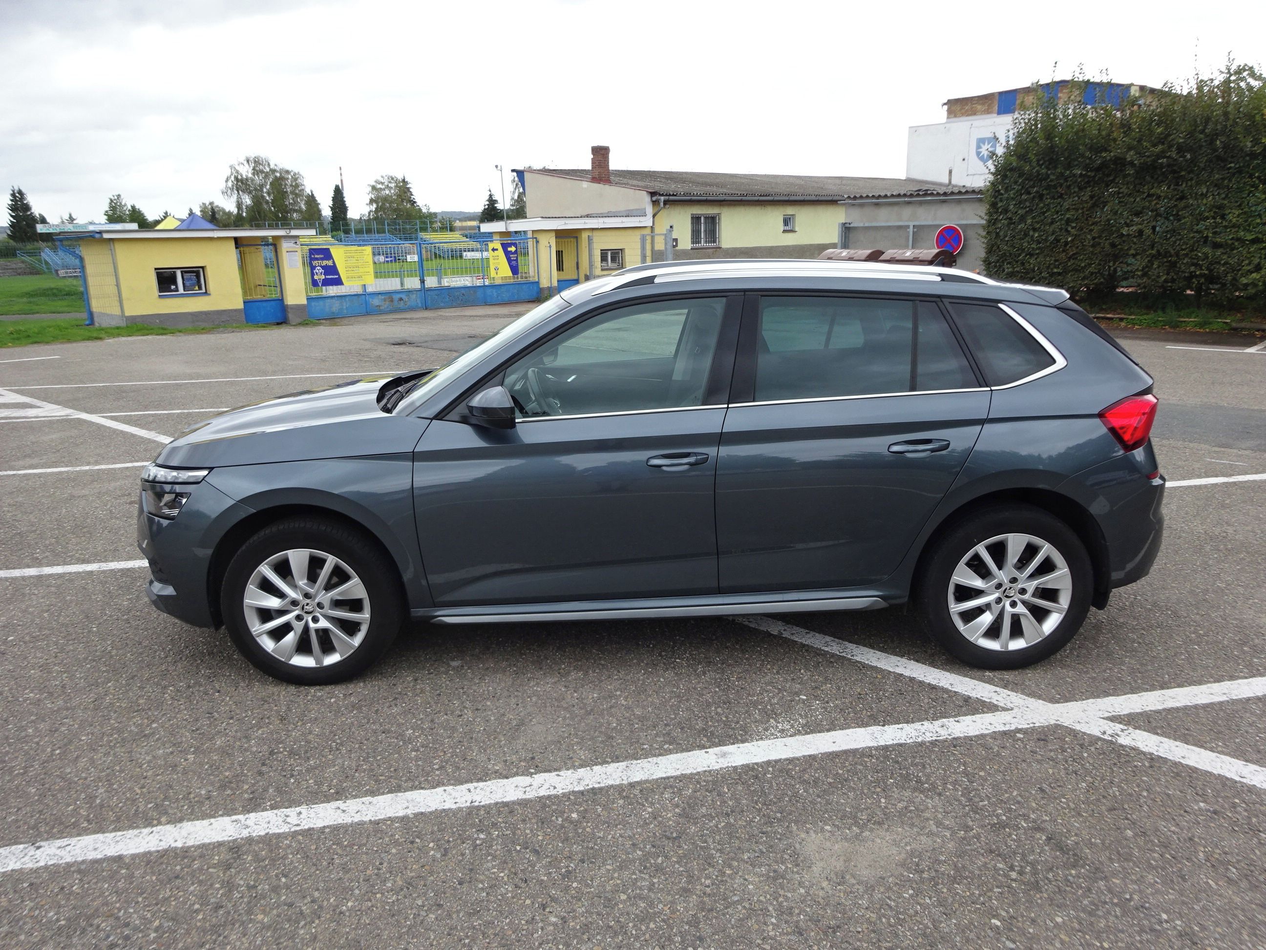 Škoda Kamiq, 1.5 TSI (110 KW) 1.MAJ.AUTOMAT - fotka 2