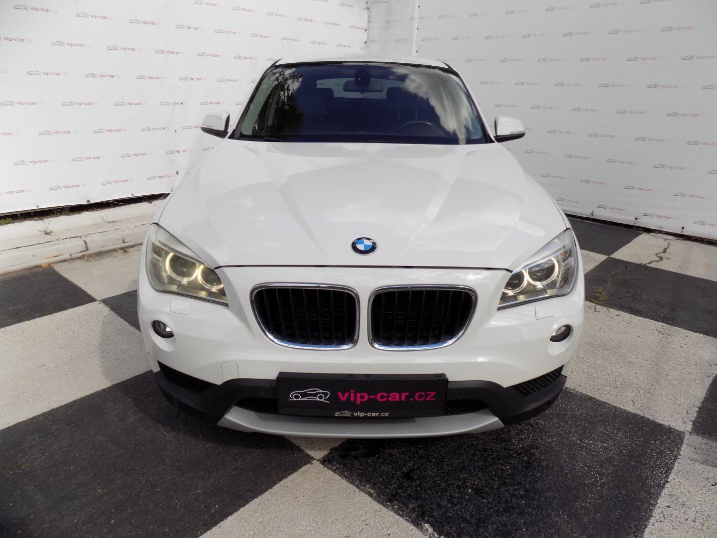 BMW X1, 18d/xDrive/Bi-xenon/ČR/ - fotka 4