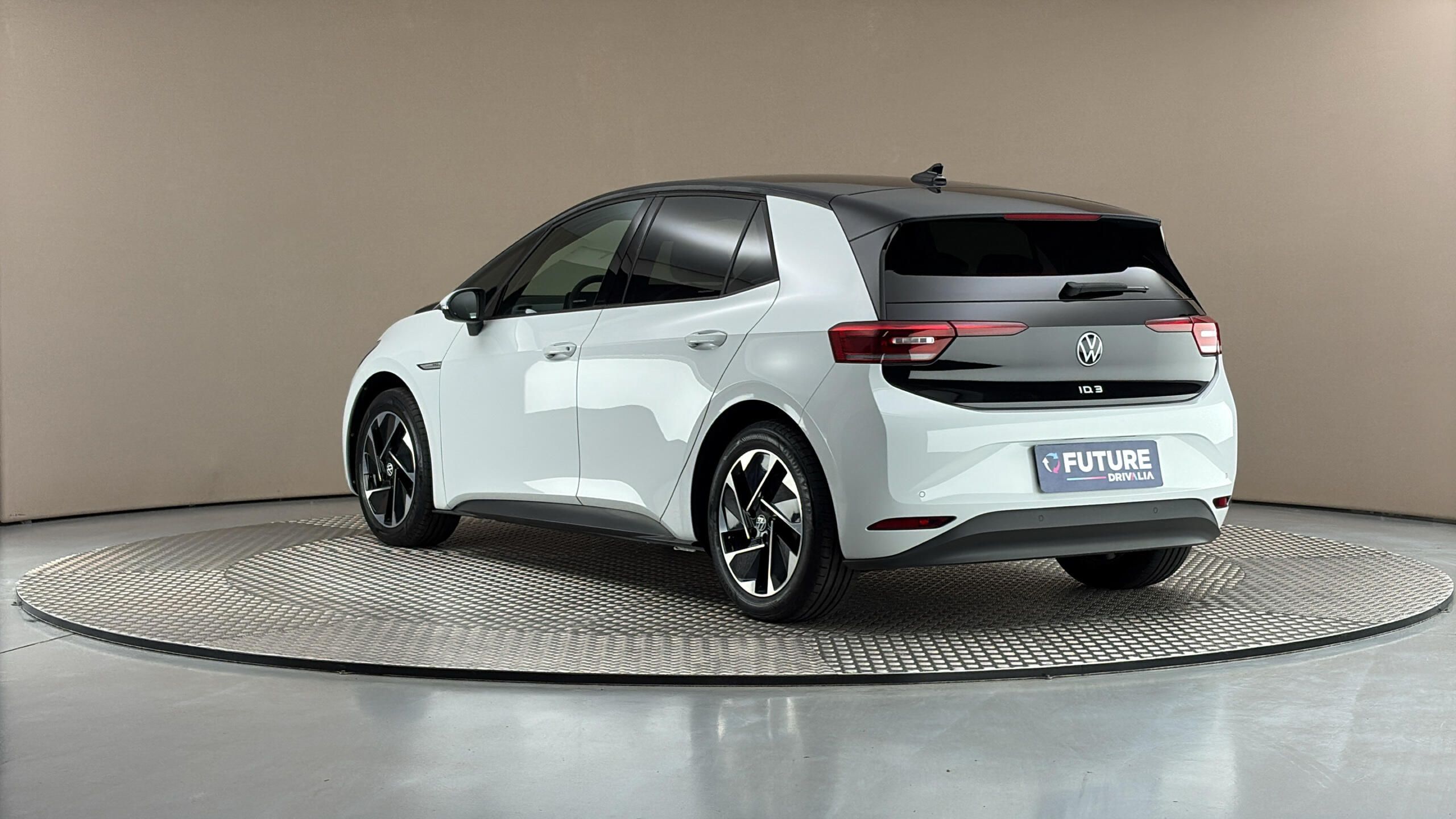 Volkswagen ID.3, 58 kWh AUT Pro Performance - fotka 2