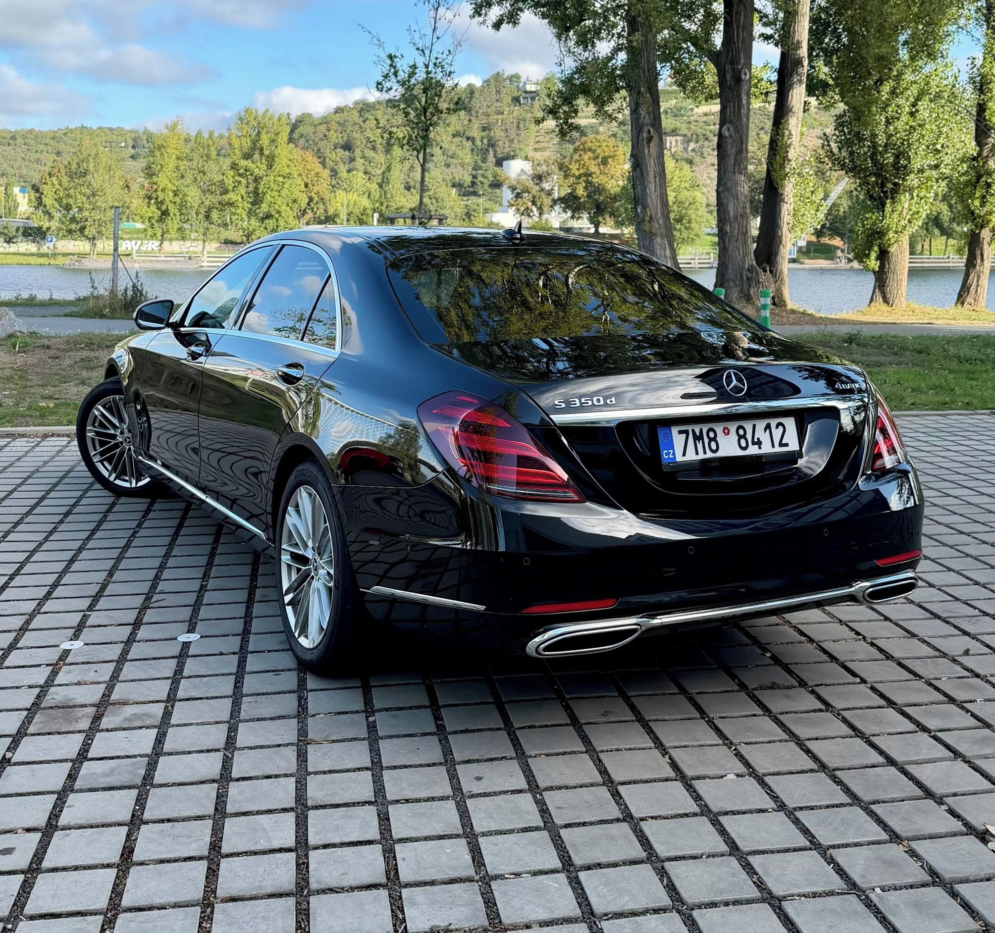 Mercedes-Benz Třídy S, S 350D 3.0 210KW 4MATIC LONG - fotka 5