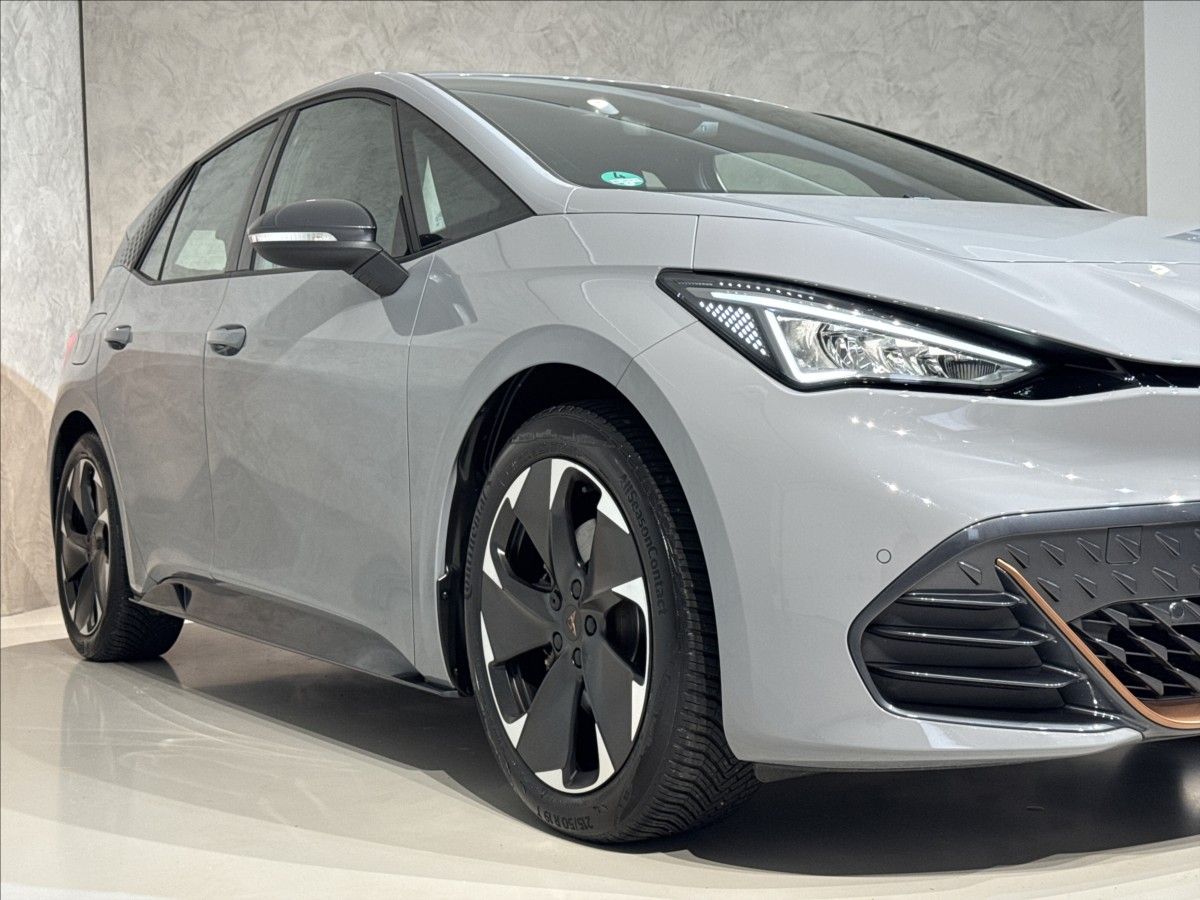 Cupra Born, 150kW LED SoH 96,5% PDC - fotka 6