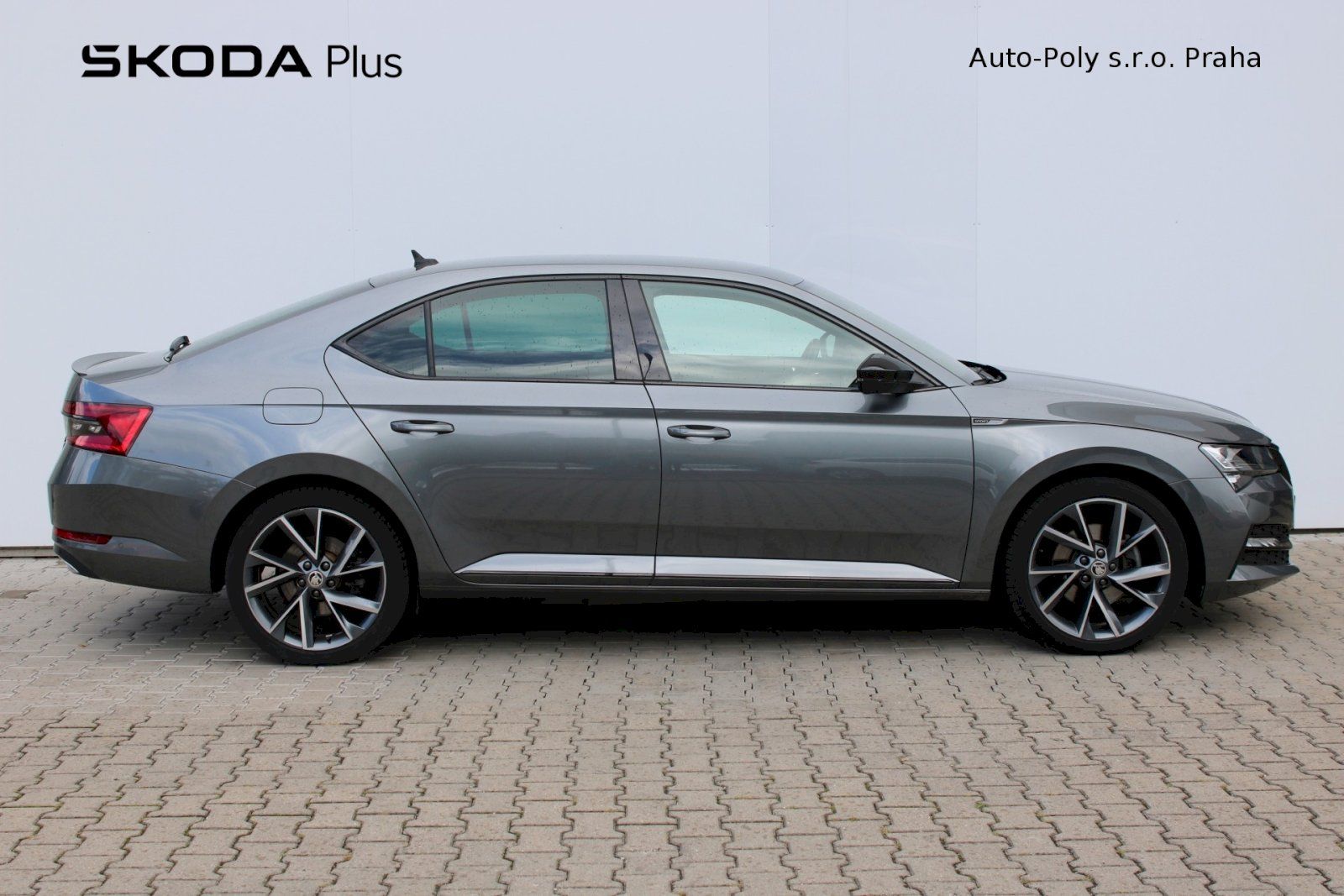 Škoda Superb, 1.4 TSI 115 kW IV SportLine DS - fotka 6