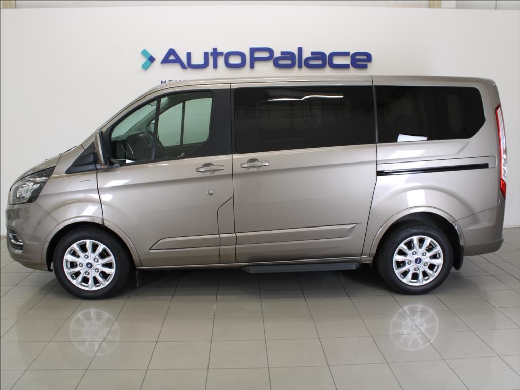 Ford Tourneo Custom, 2,0 TDCi 136kW AT 27 520km! ČR - fotka 5