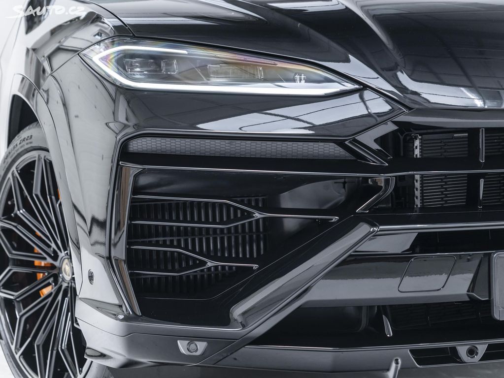 Lamborghini Urus 2025 з Чехії