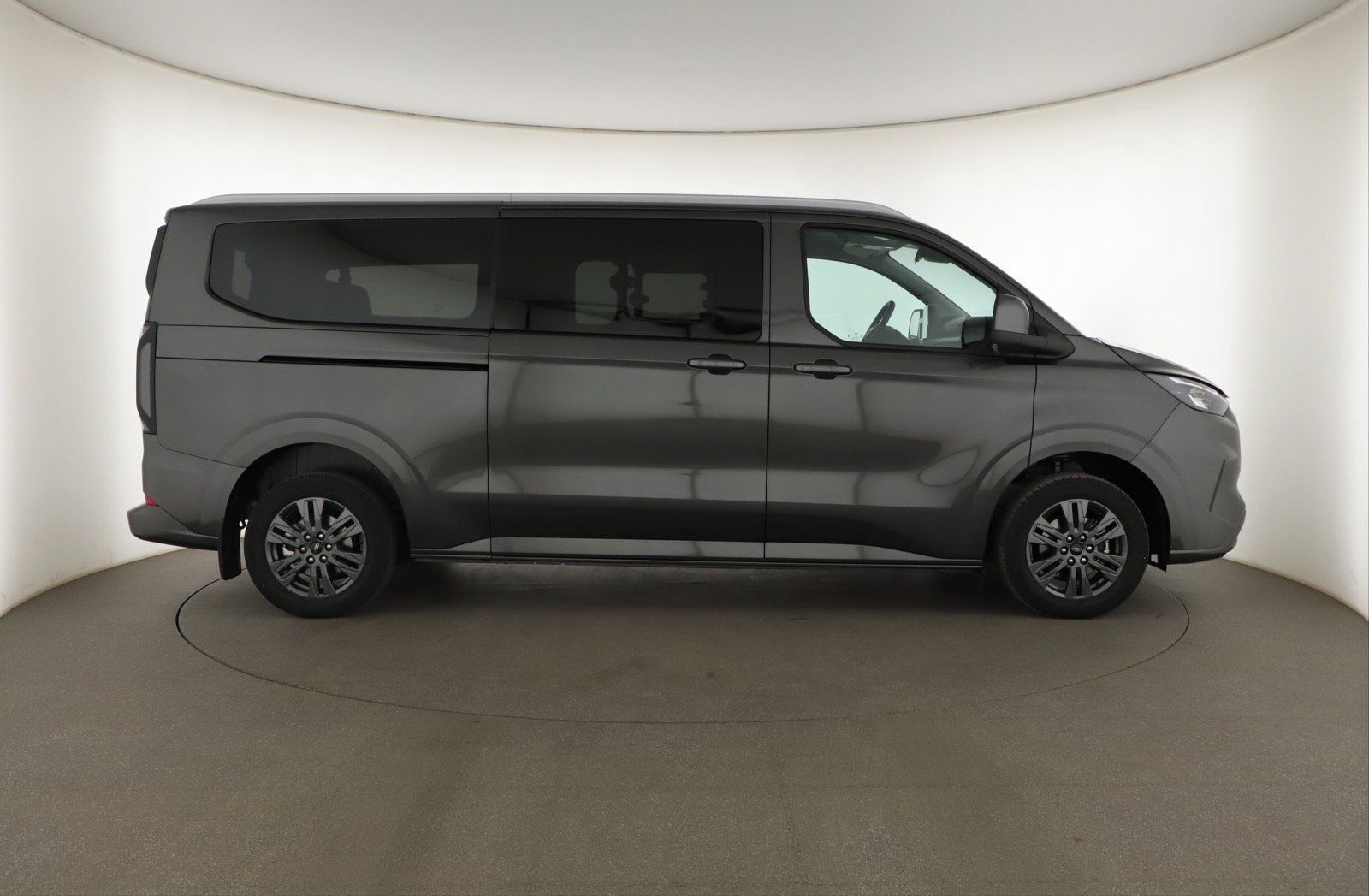 Ford Tourneo Custom, 2.0 EcoBlue, Titanium, 1Maj - fotka 6