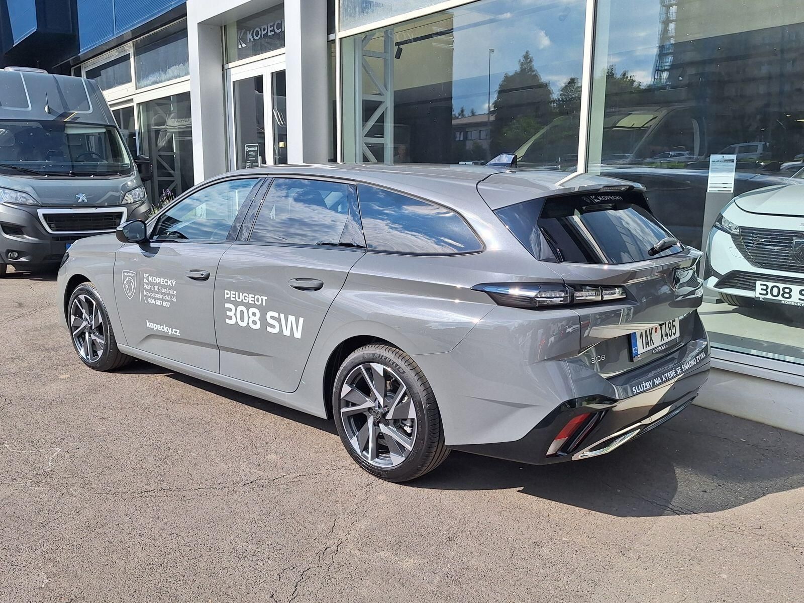 Peugeot 308, SW ALLURE 1.BHDi 130k EAT8 - fotka 4