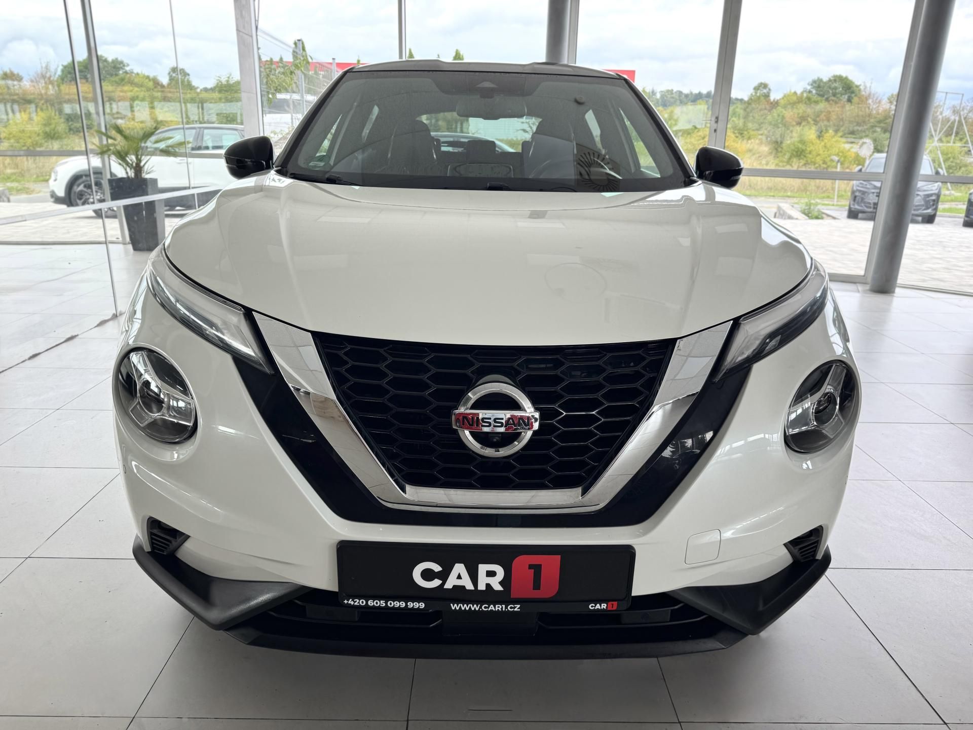 Nissan Juke, 1,0DIG-T 117*AUT*TEKNA*Tažné - fotka 2