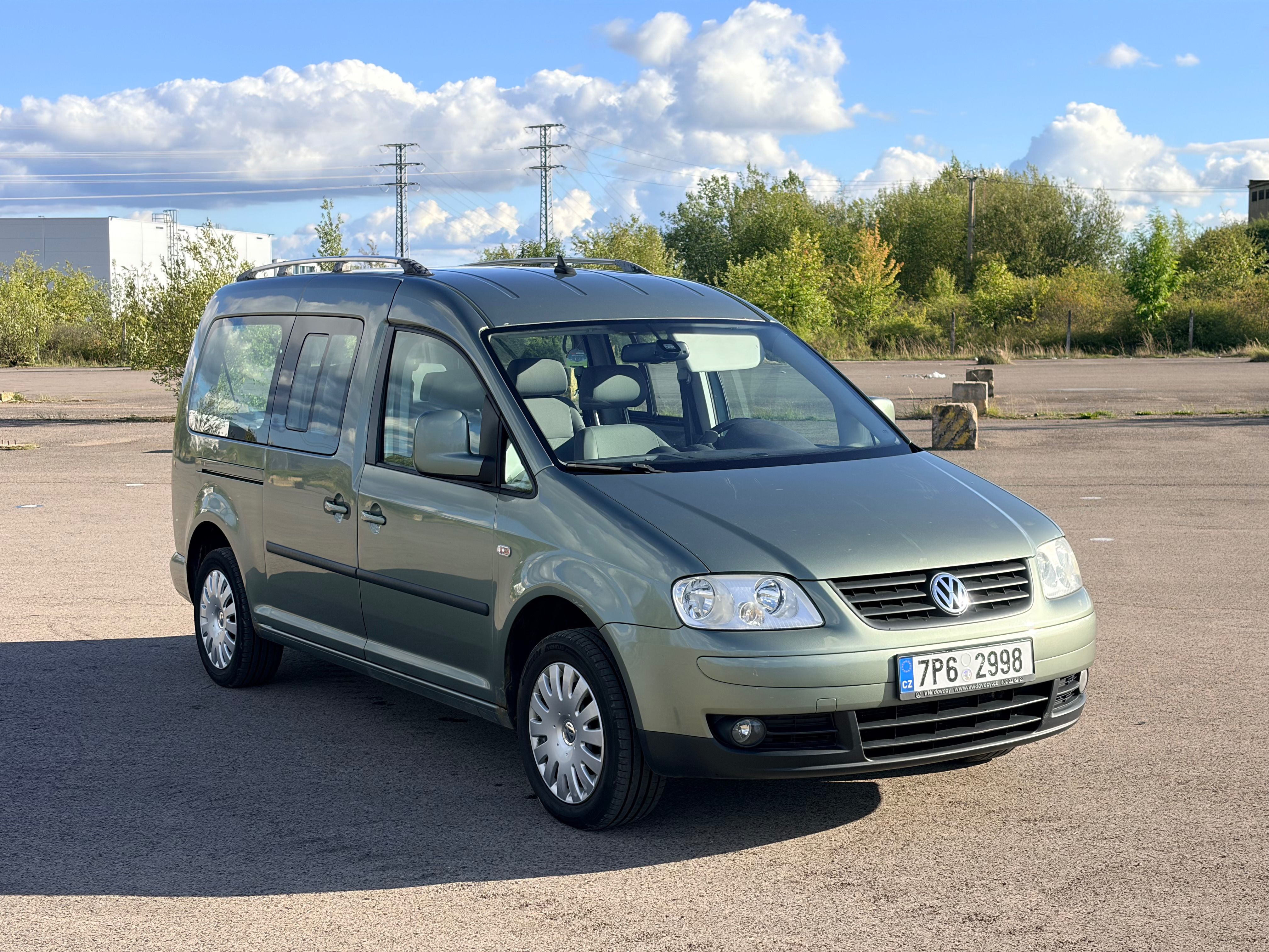 Volkswagen Caddy, 1.9 TDI, 77kW, DSG, tažné - fotka 3