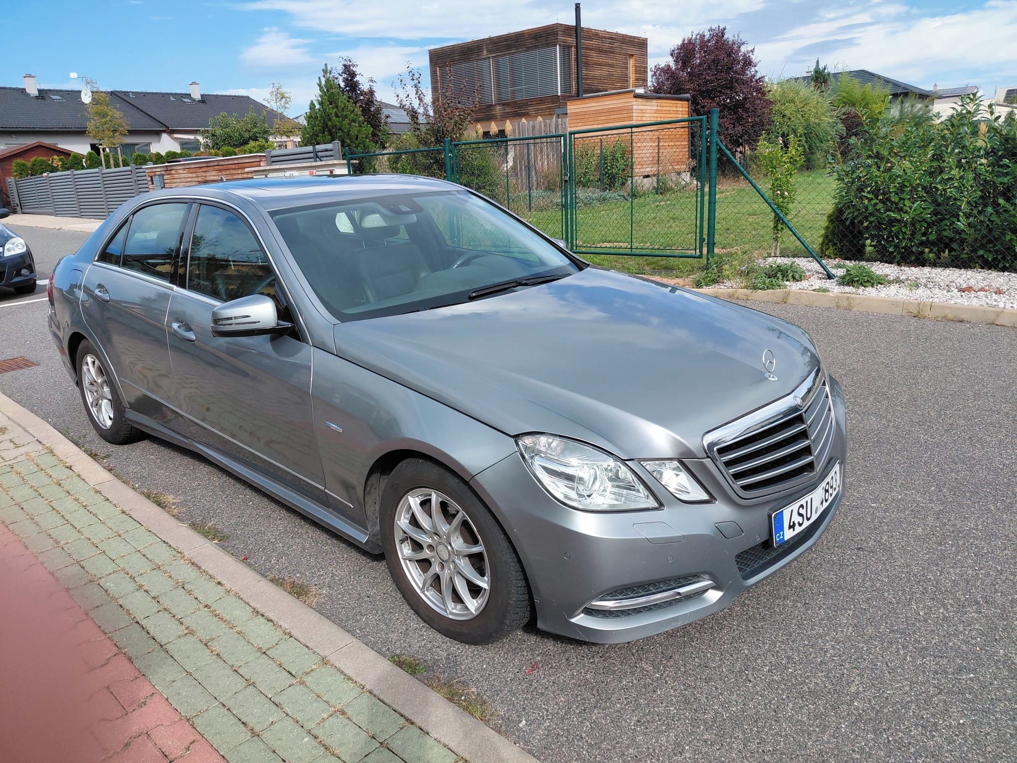 Mercedes-Benz Třídy E, 220 CDI, W212, CEBIA - fotka 2