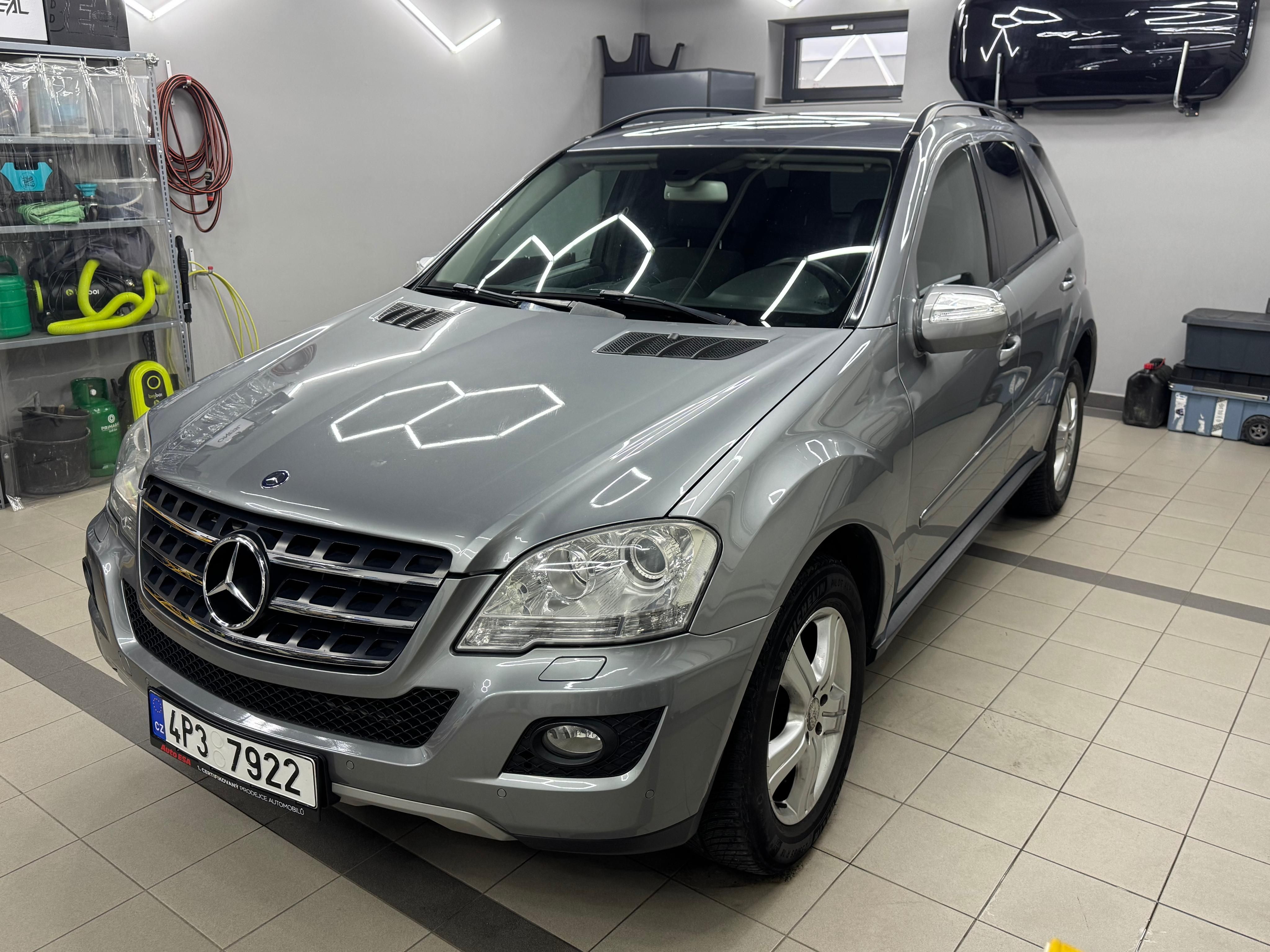 Mercedes-Benz ML, ML 350 4Matic 4AriMac - fotka 4