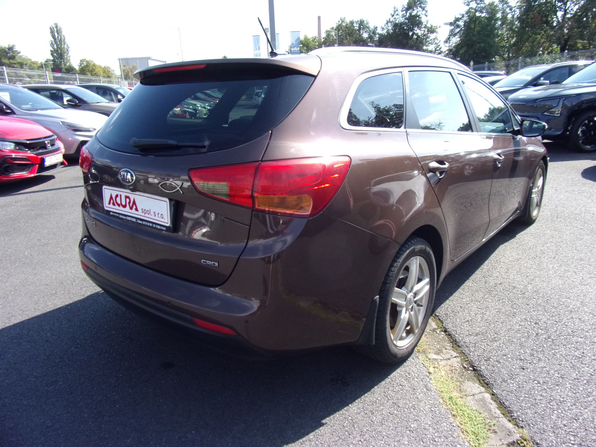 Kia Cee´d, 1,6 CRDi SW  Exclusive - fotka 3