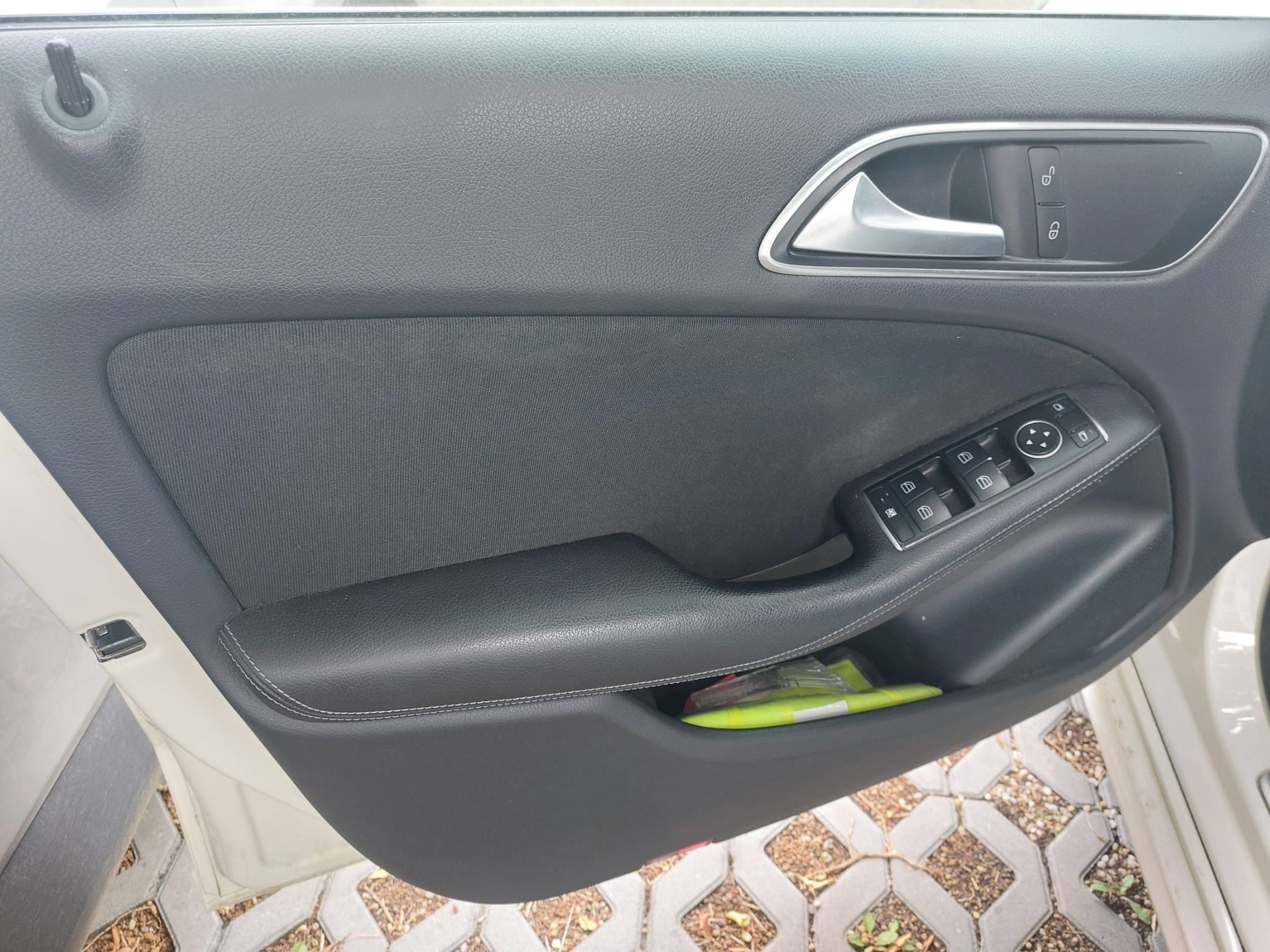 Mercedes-Benz Třídy B, 180 CDI - fotka 4