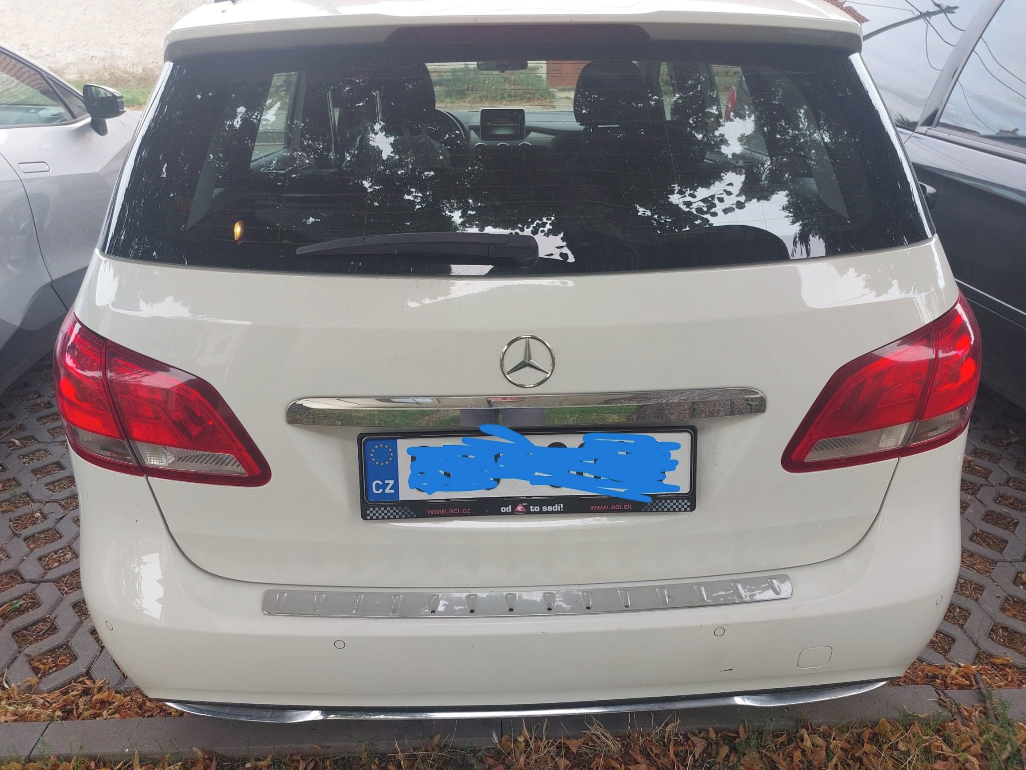 Mercedes-Benz Třídy B, 180 CDI - fotka 2