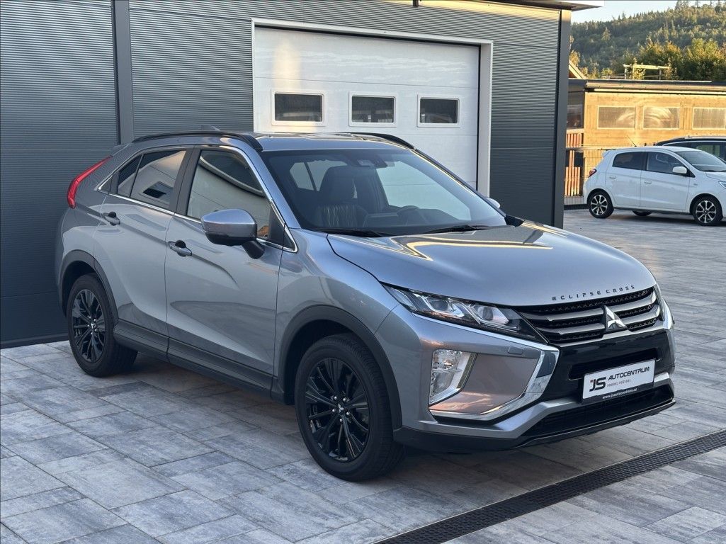 Mitsubishi Eclipse Cross, 1,5 Turbo 163PS  Connect+ A/T - fotka 5