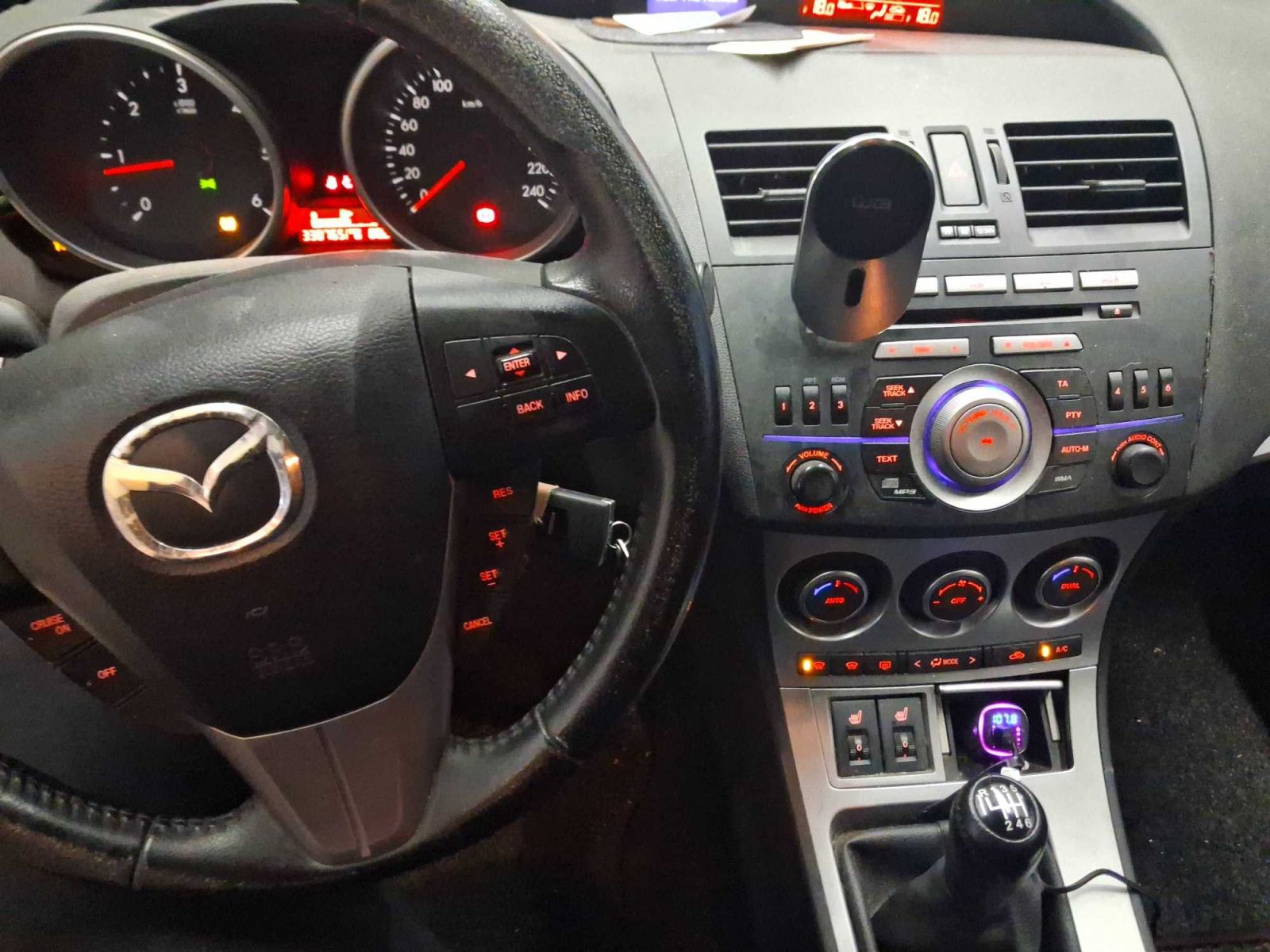 Mazda 3, 1.6 DI Turbo - fotka 3