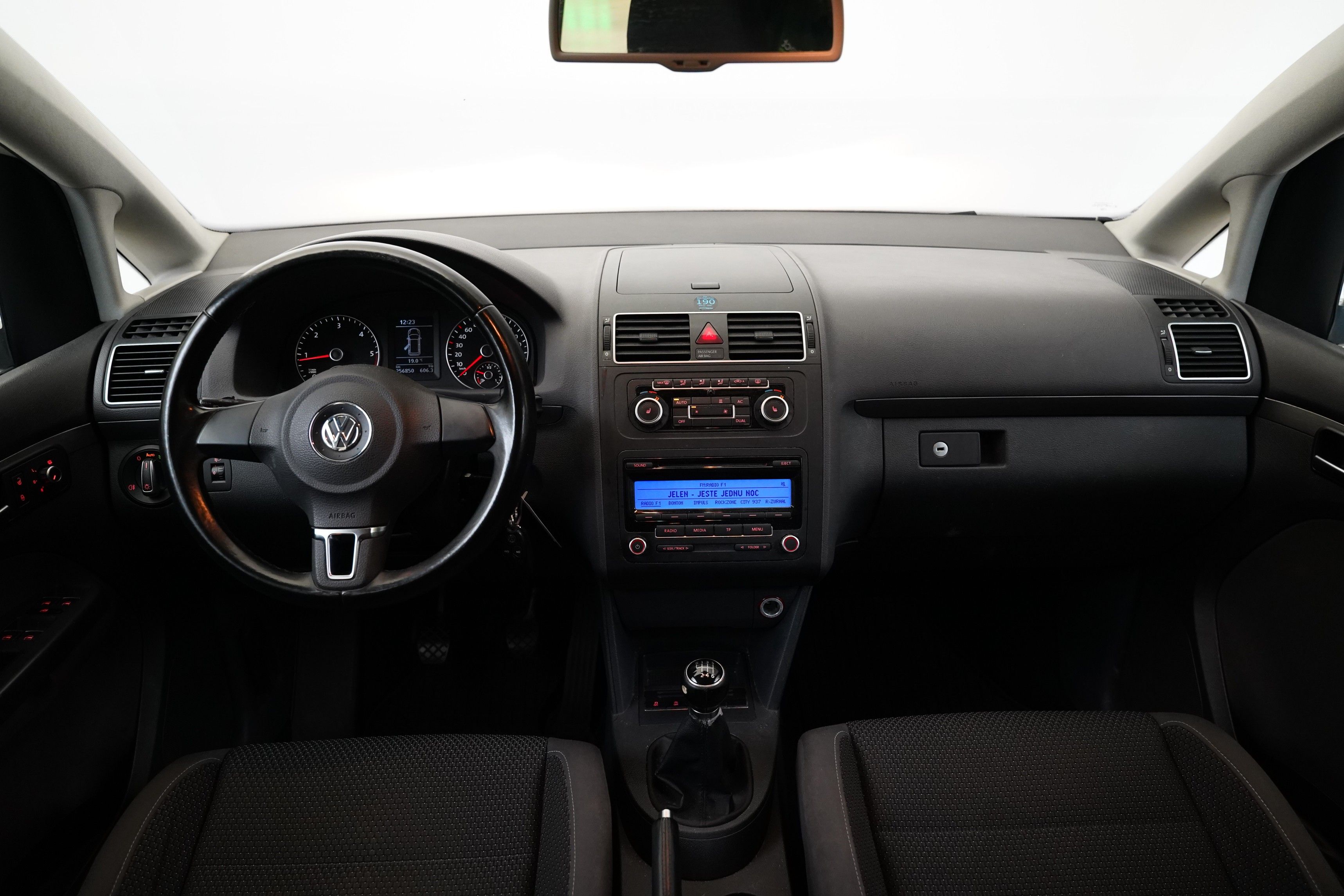 Volkswagen Touran, 1.6 TDI 77 kW Comfortline - fotka 5