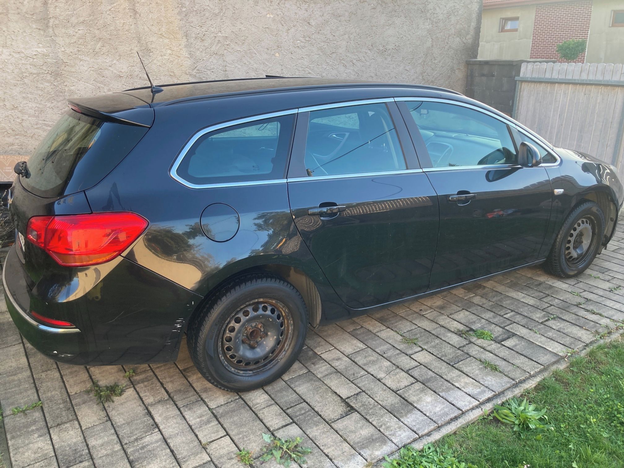 Opel Astra, 1.4 Turbo 88kW - fotka 4