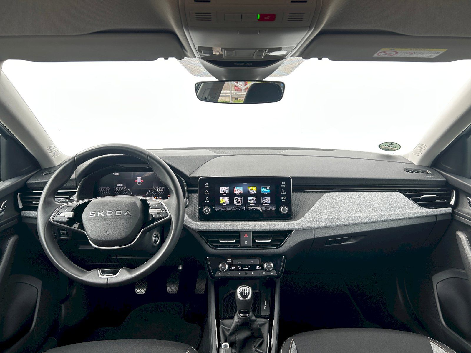 Škoda Scala, 1.0 TSI 85kW MP6 Selection - fotka 5