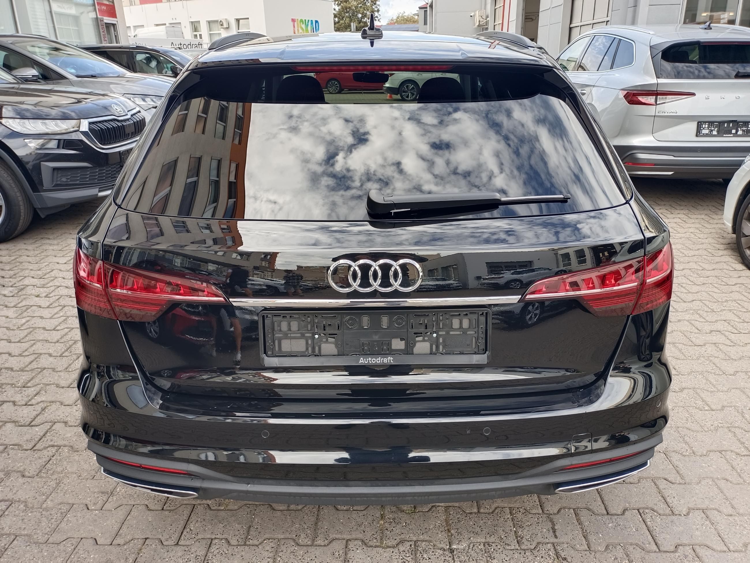 Audi A4, 2.0 TFSI 110kW S-tronic - fotka 5
