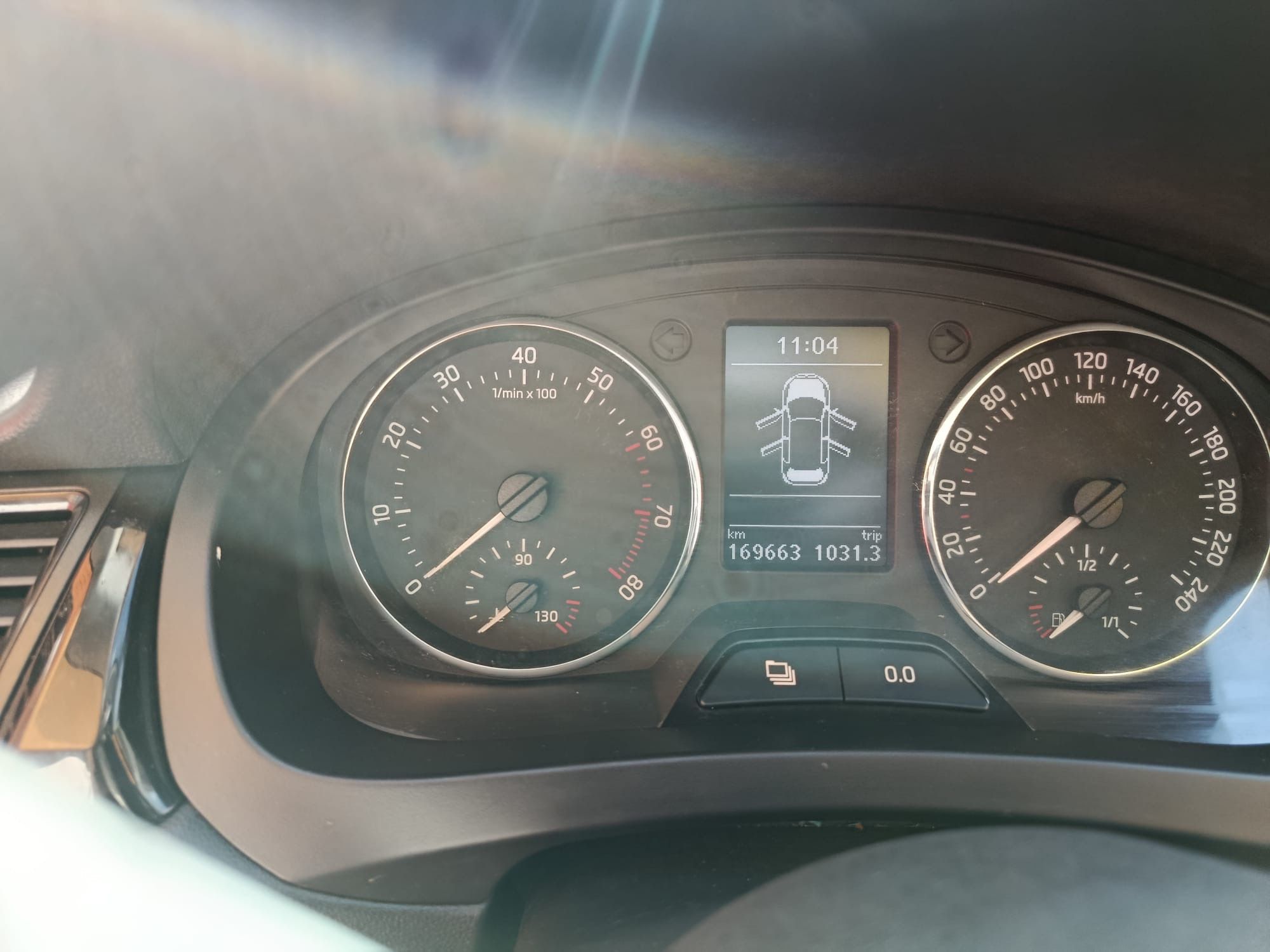 Škoda Rapid, 1.2. TSI Panoramatická střecha - fotka 4
