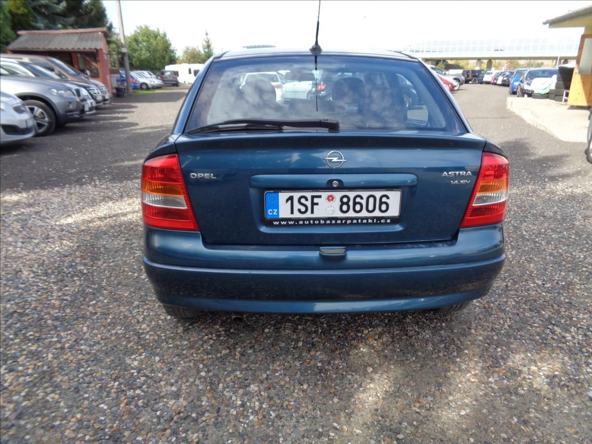 Opel Astra, 1,4 - fotka 6