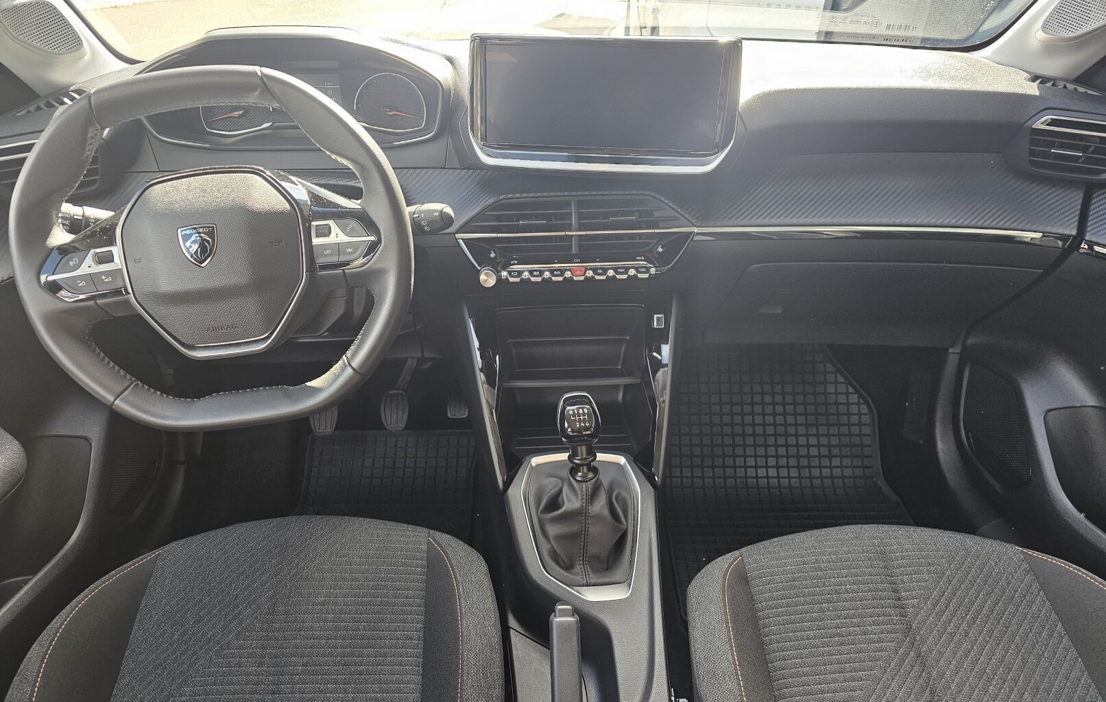 Peugeot 208, STYLE PureTech 100 S&S MAN6 - fotka 4