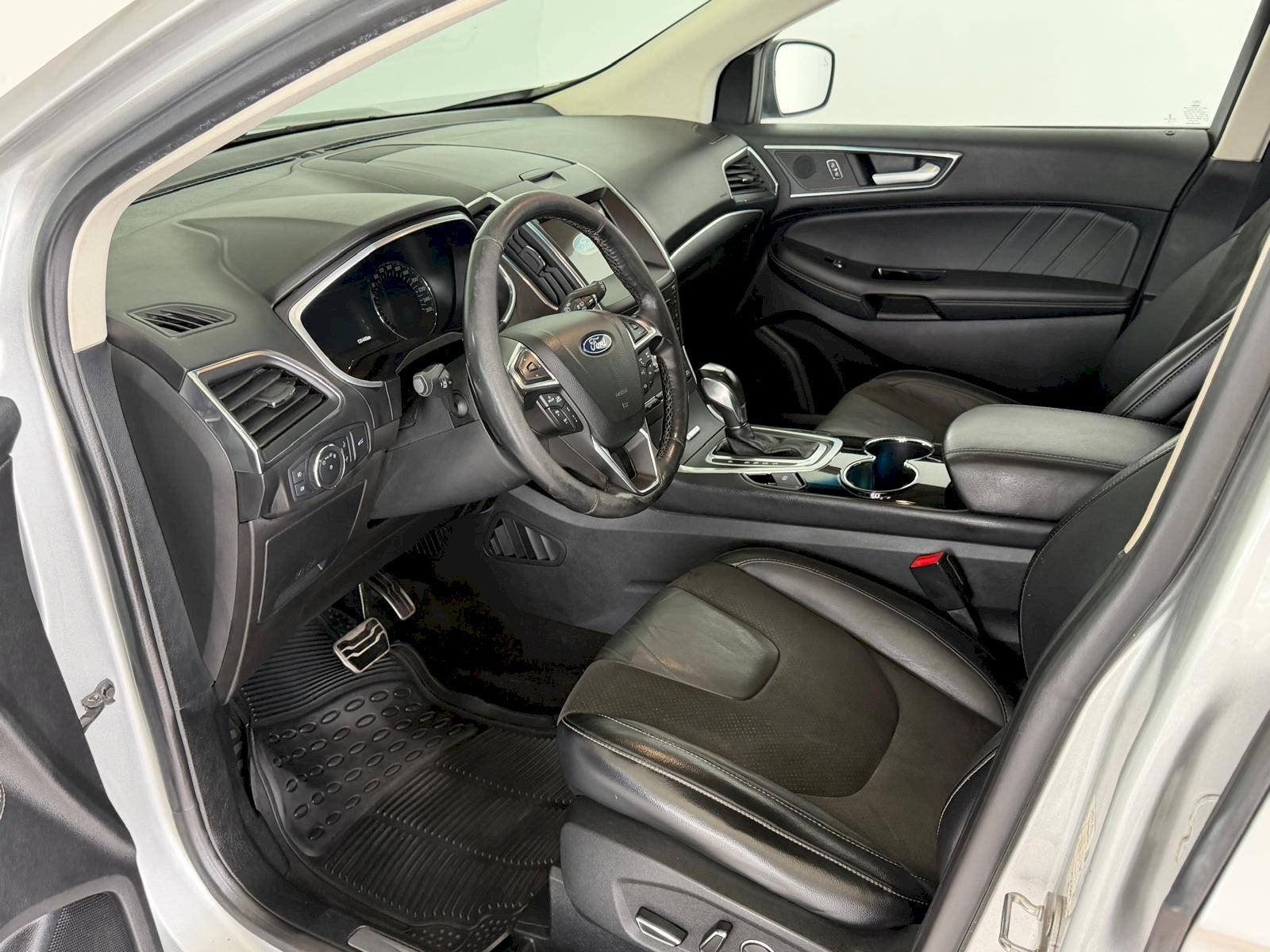 Ford Edge, 2.0 TDCI 154 kW AWD Automat - fotka 6