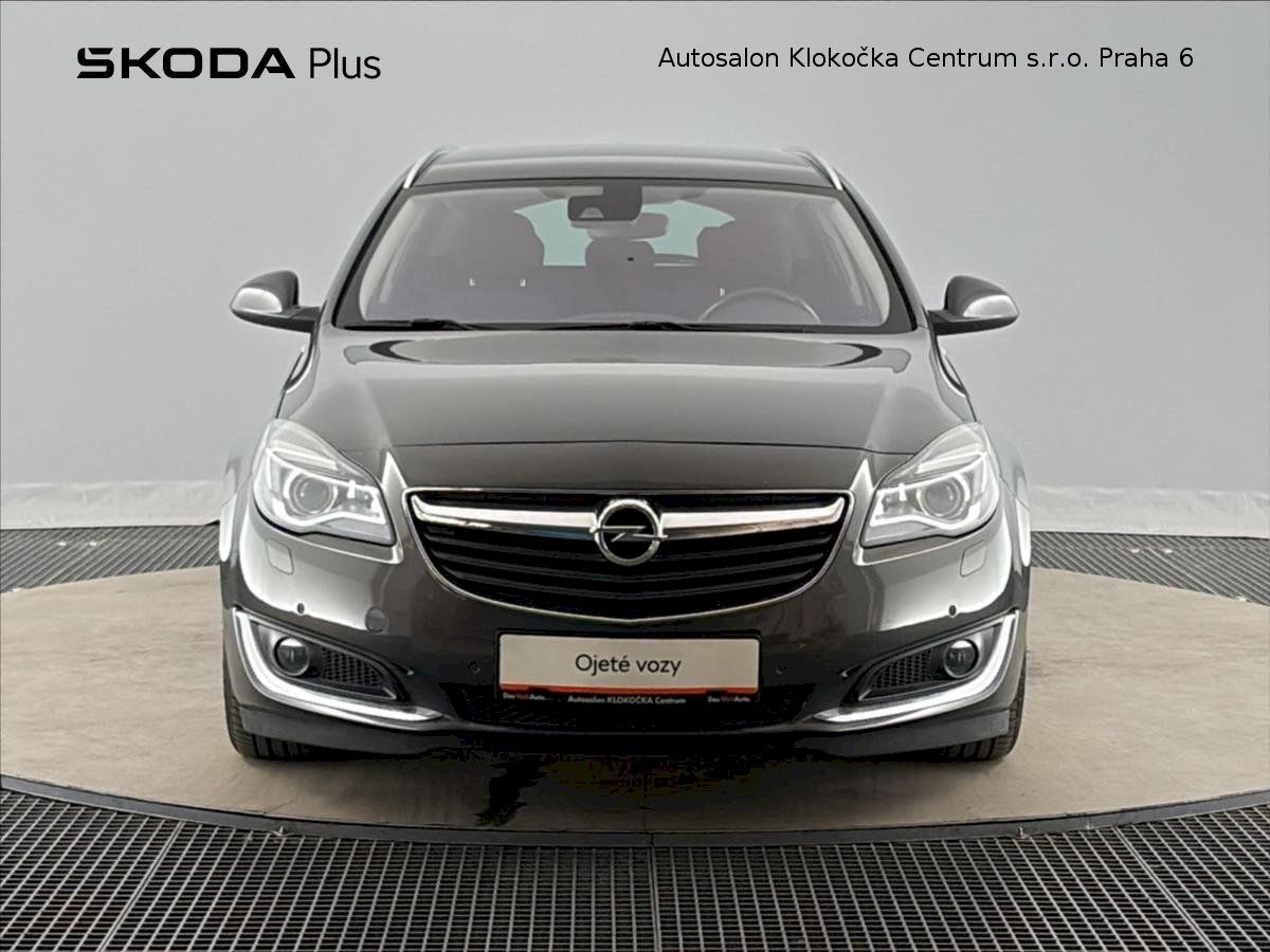 Opel Insignia, CDTI/125 kW Business 4x4 - fotka 4