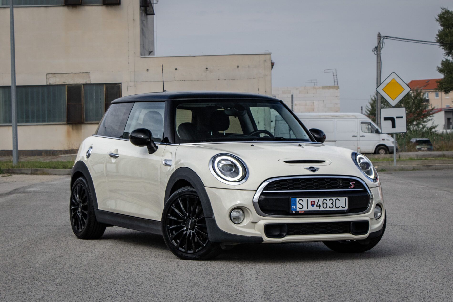 Mini Cooper S - fotka 5