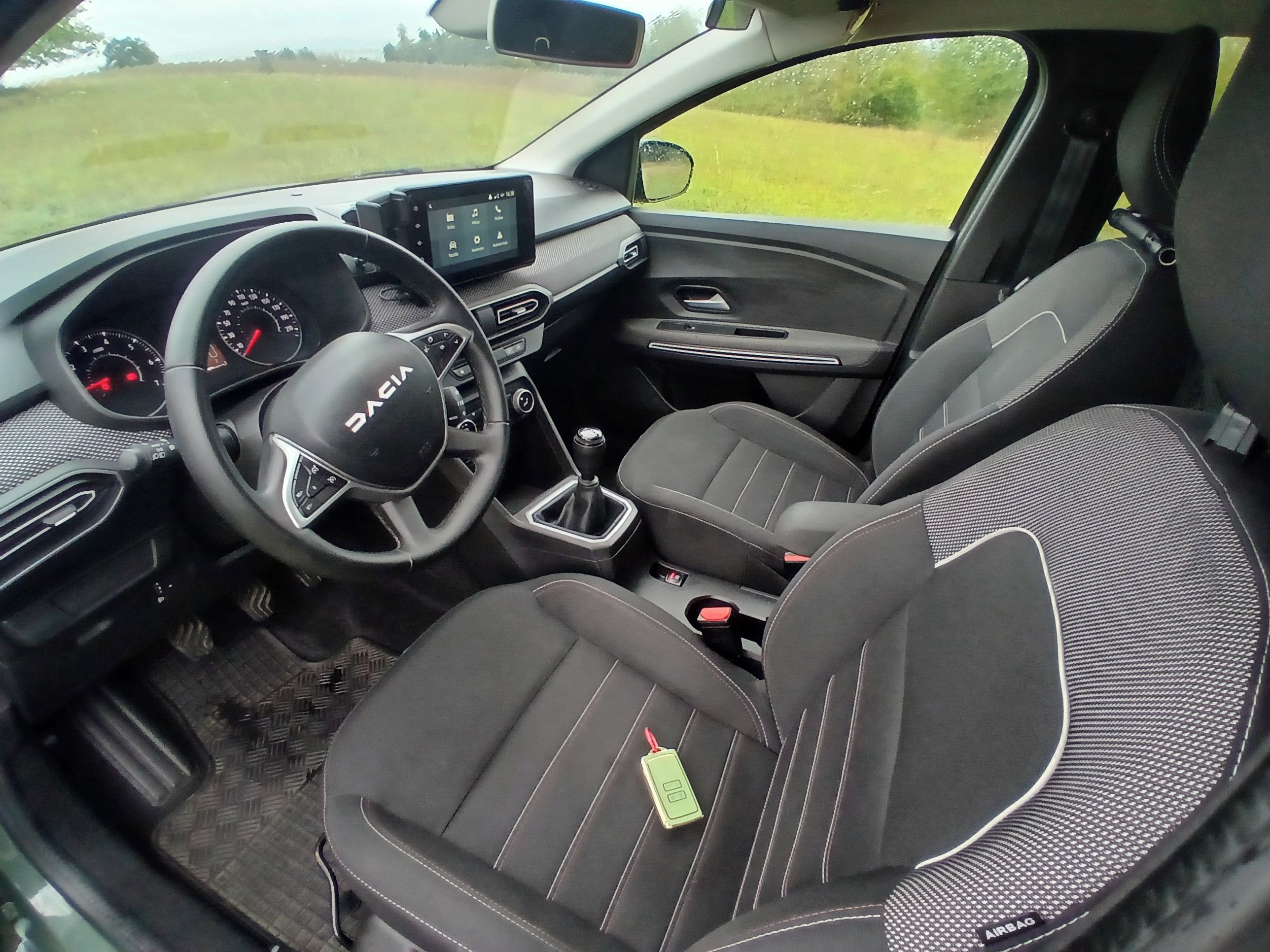 Dacia Jogger, 1.0 TCI servisováno do 2029 - fotka 5