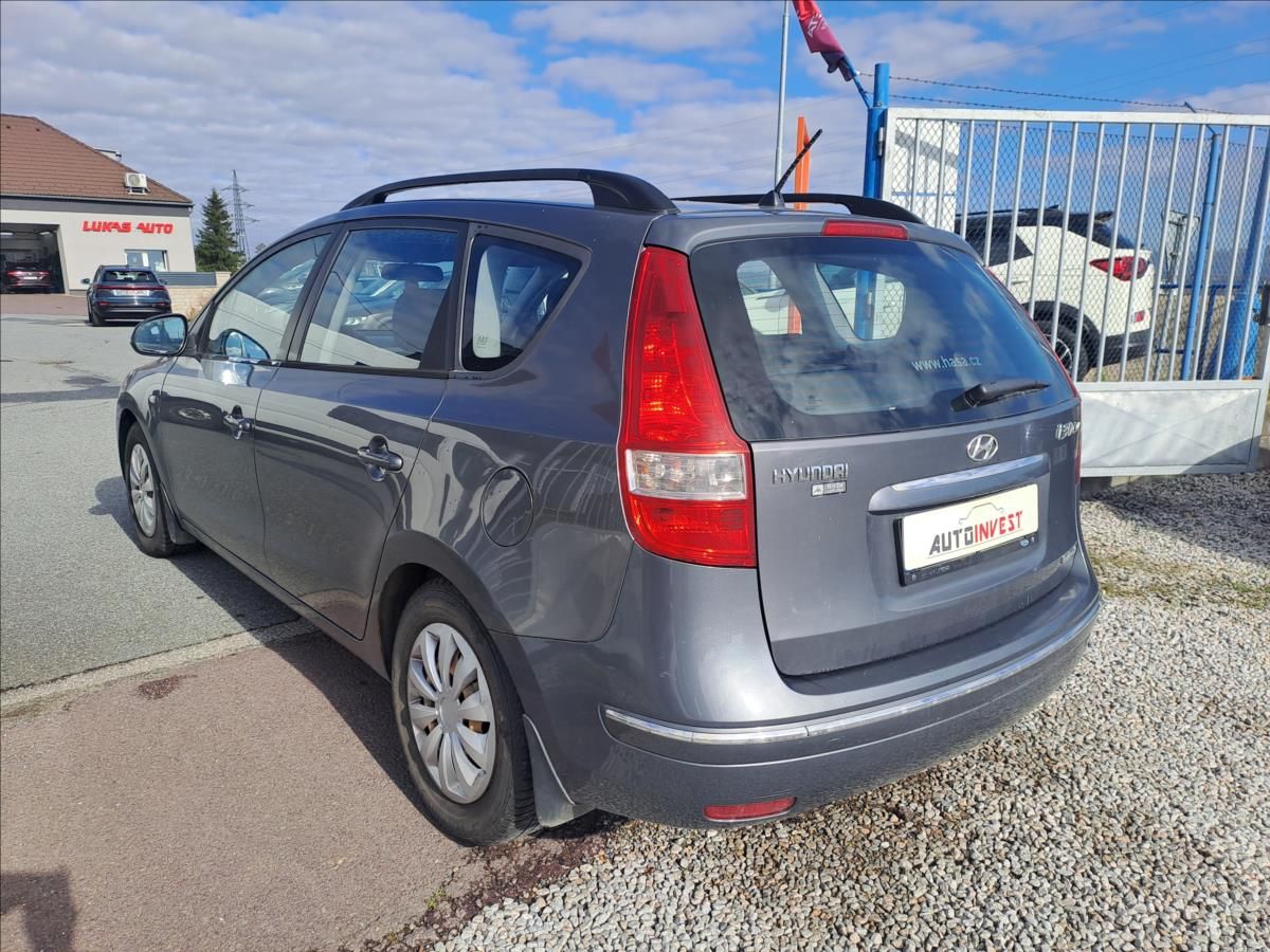 Hyundai i30, 1,6 CRD - fotka 4