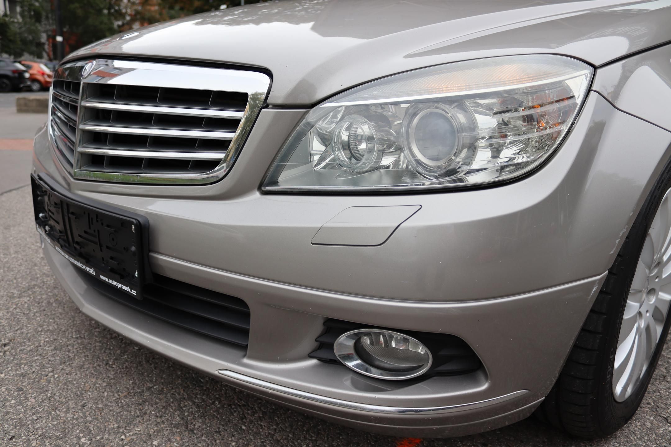 Mercedes-Benz Třídy C, C220 (W204) ELEGANCE - fotka 4
