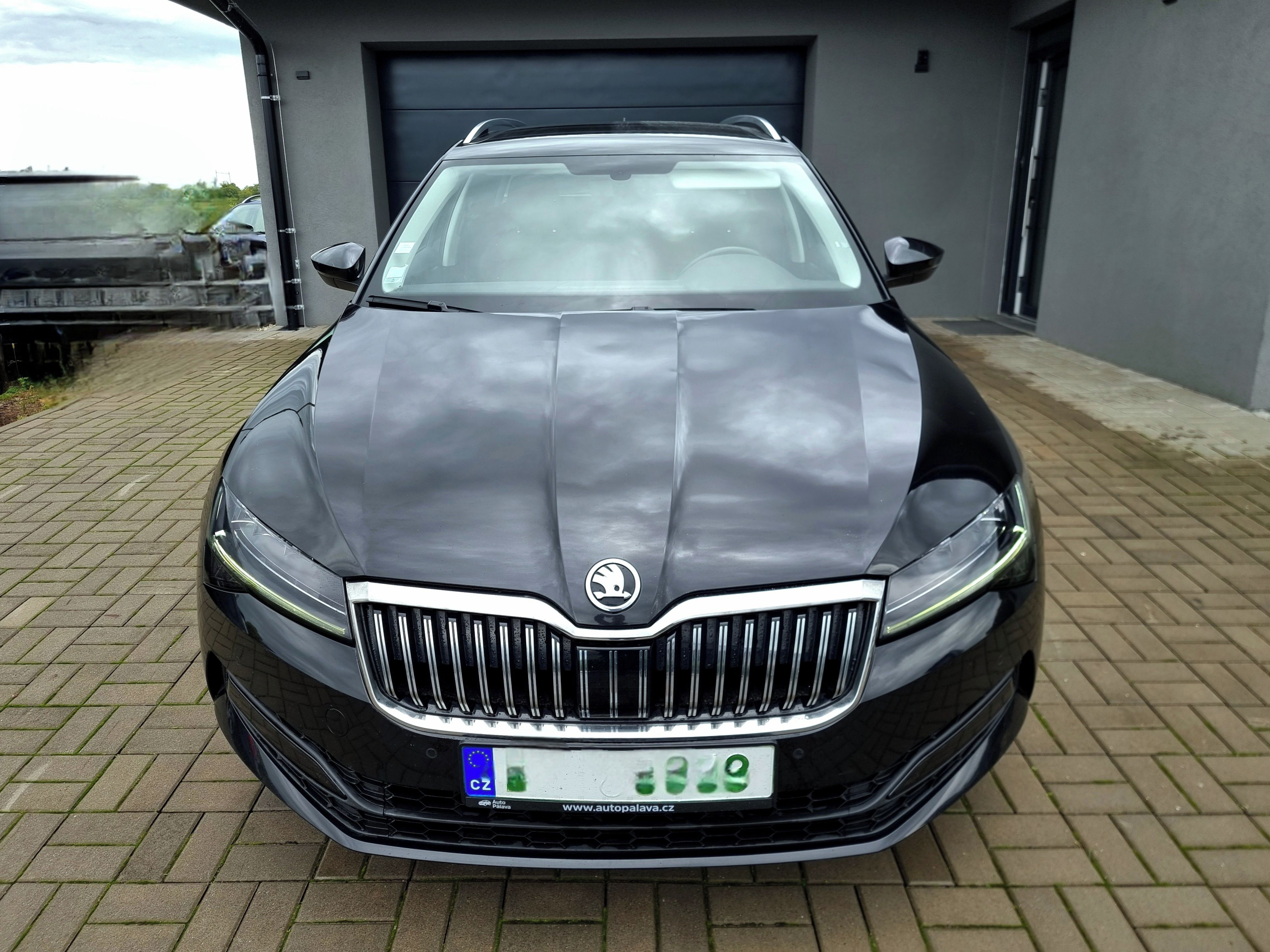 Škoda Superb, 2021 | MANUÁL 6° | 2.0TDI FACE - fotka 2