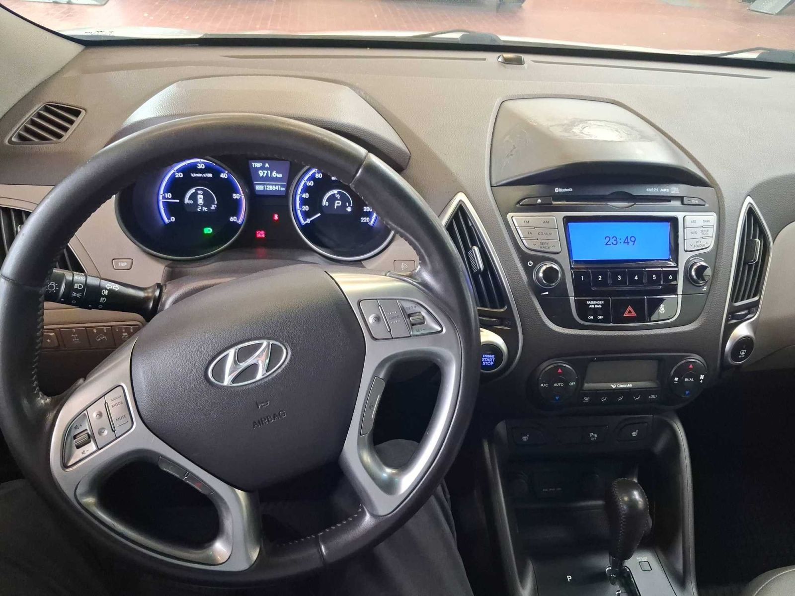 Hyundai ix35, 2.0 CRDi, 4X4, Automat - fotka 3