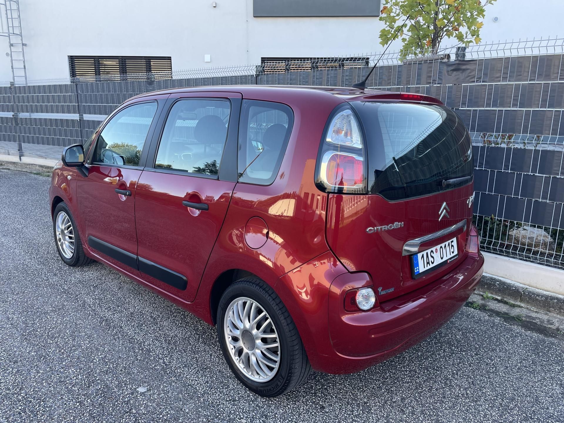 Citroën C3 Picasso, 1.4i VTI 70 kW - ČR - fotka 3