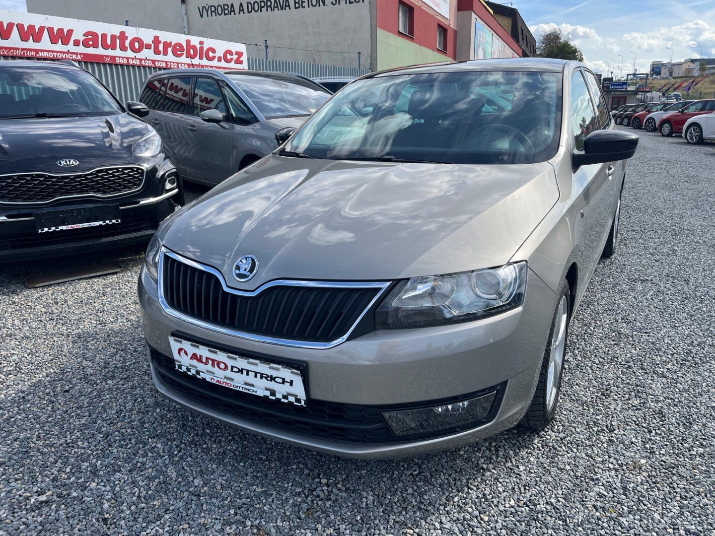 Škoda Rapid, 1.4 TSi DSG SPACEBACK - fotka 2