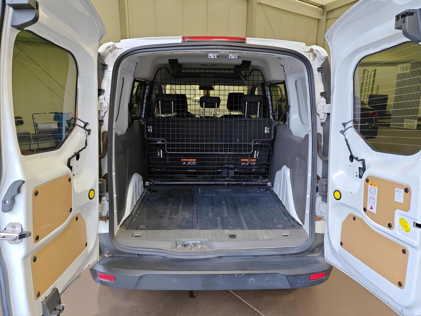 Ford Transit Connect, 1.5TDCI 74kW 5-Míst L2 DPH - fotka 5