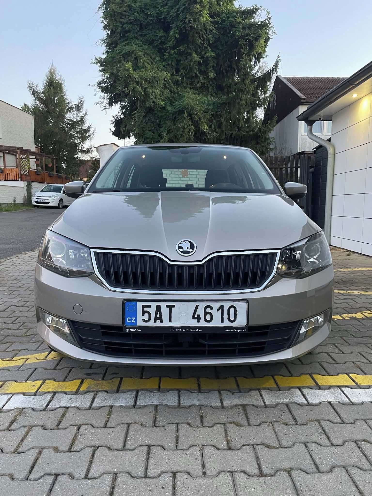 Škoda Fabia, Škoda Fabia 1.2TSI - fotka 2