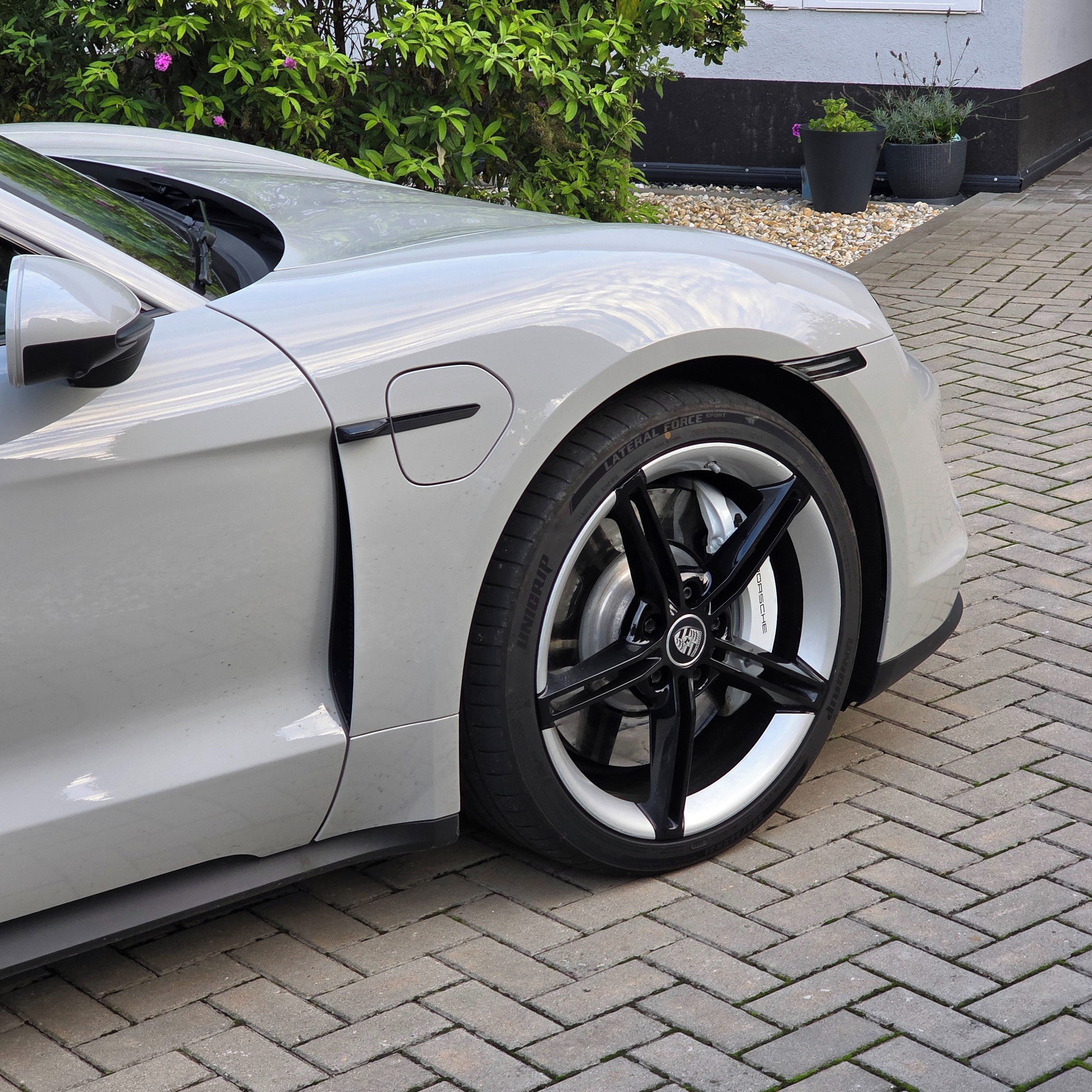 Porsche Taycan, 4S Performance Battery Plus - fotka 5
